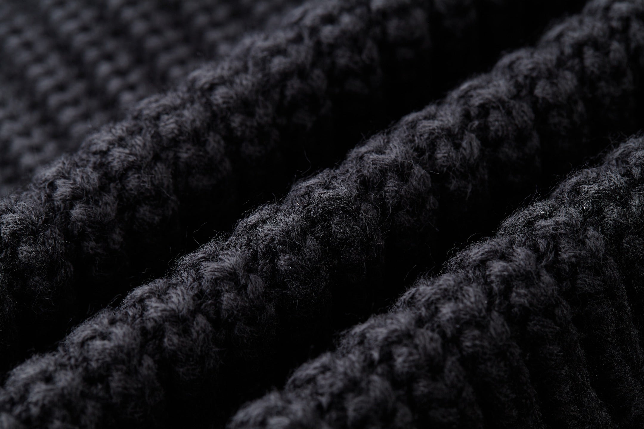 PRADA ZIP-UP IN BLACK WOOL
