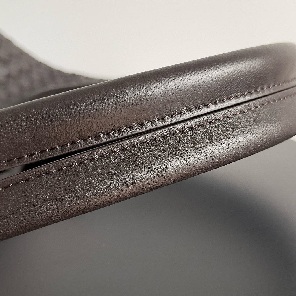 BV CABAT 48 IN CHOCOLATE BROWN LAMBSKIN