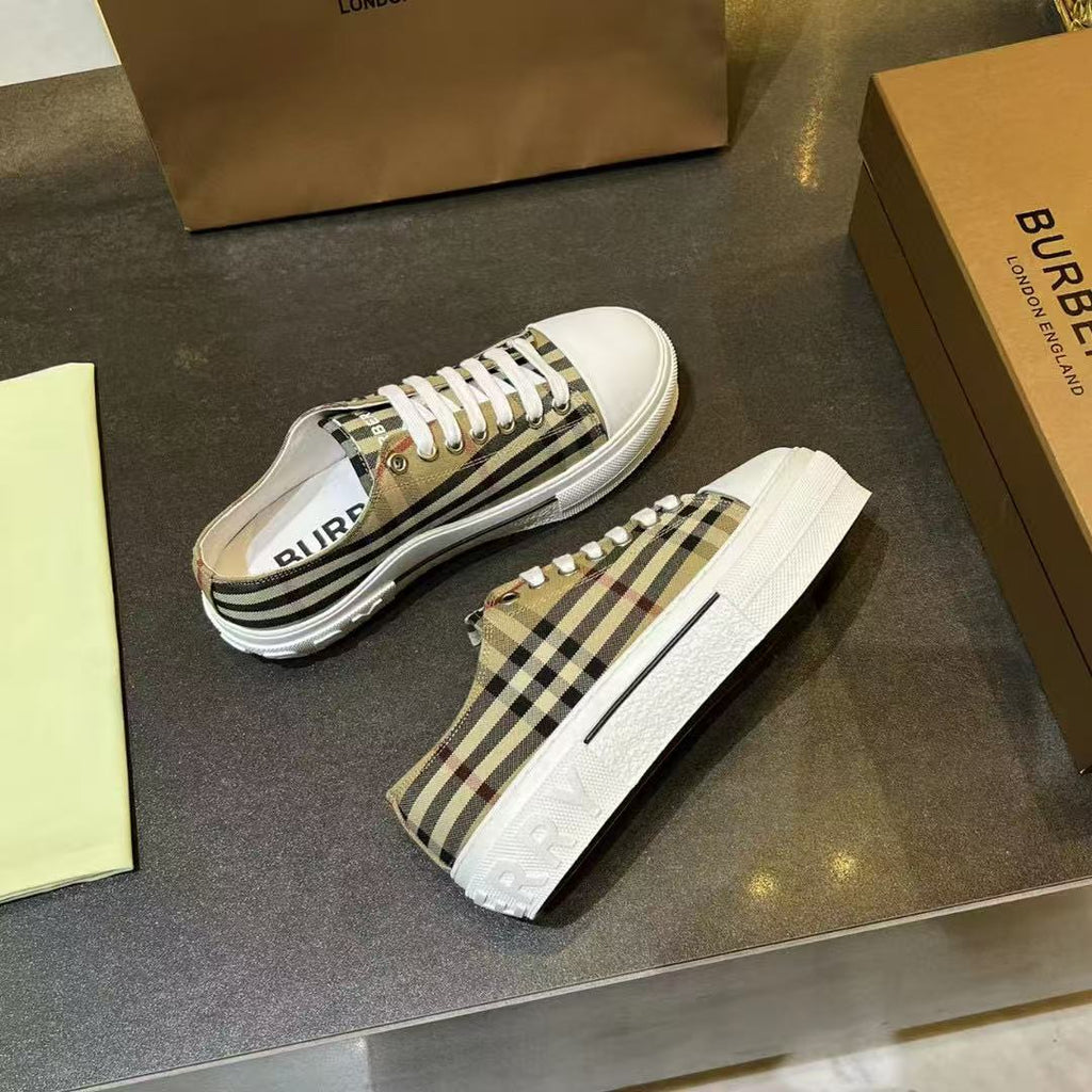 BURBERRY VINTAGE CHECK SNEAKERS IN BROWN CANVAS