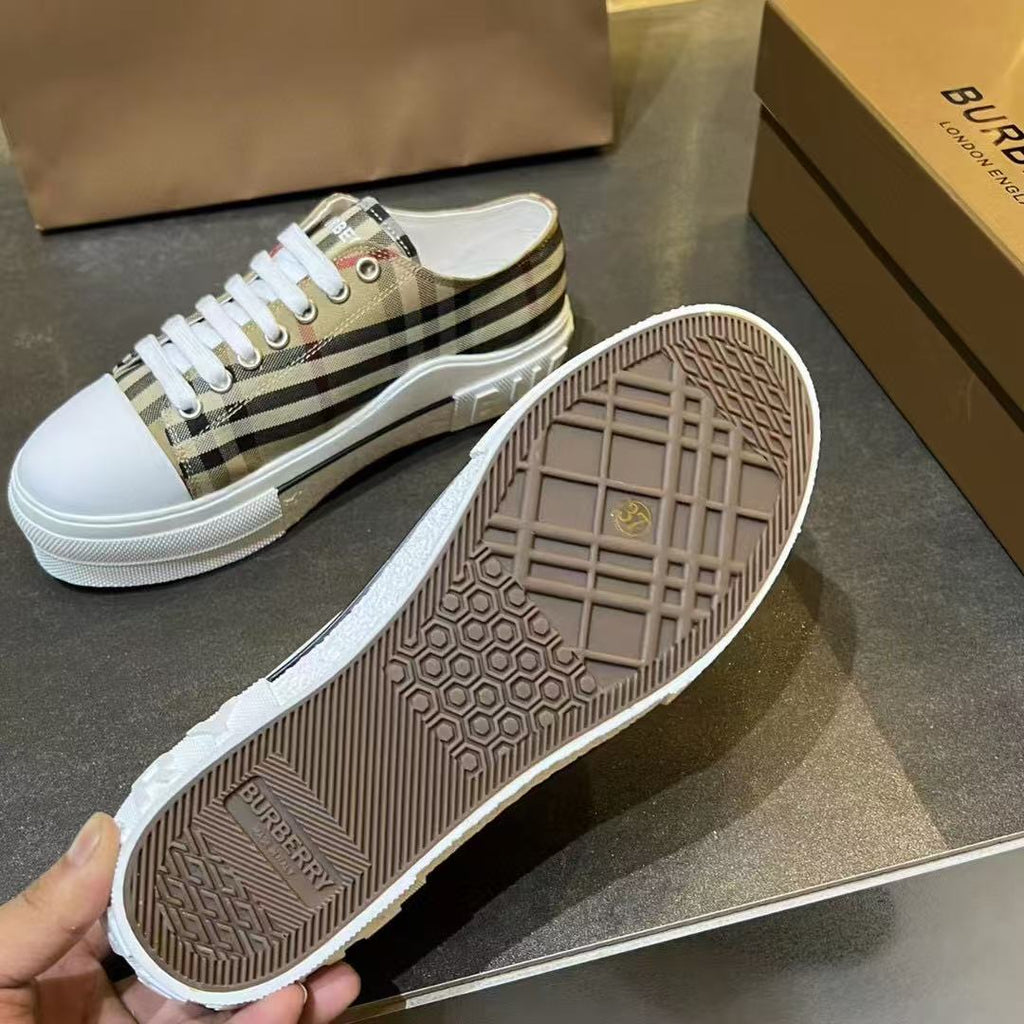 BURBERRY VINTAGE CHECK SNEAKERS IN BROWN CANVAS