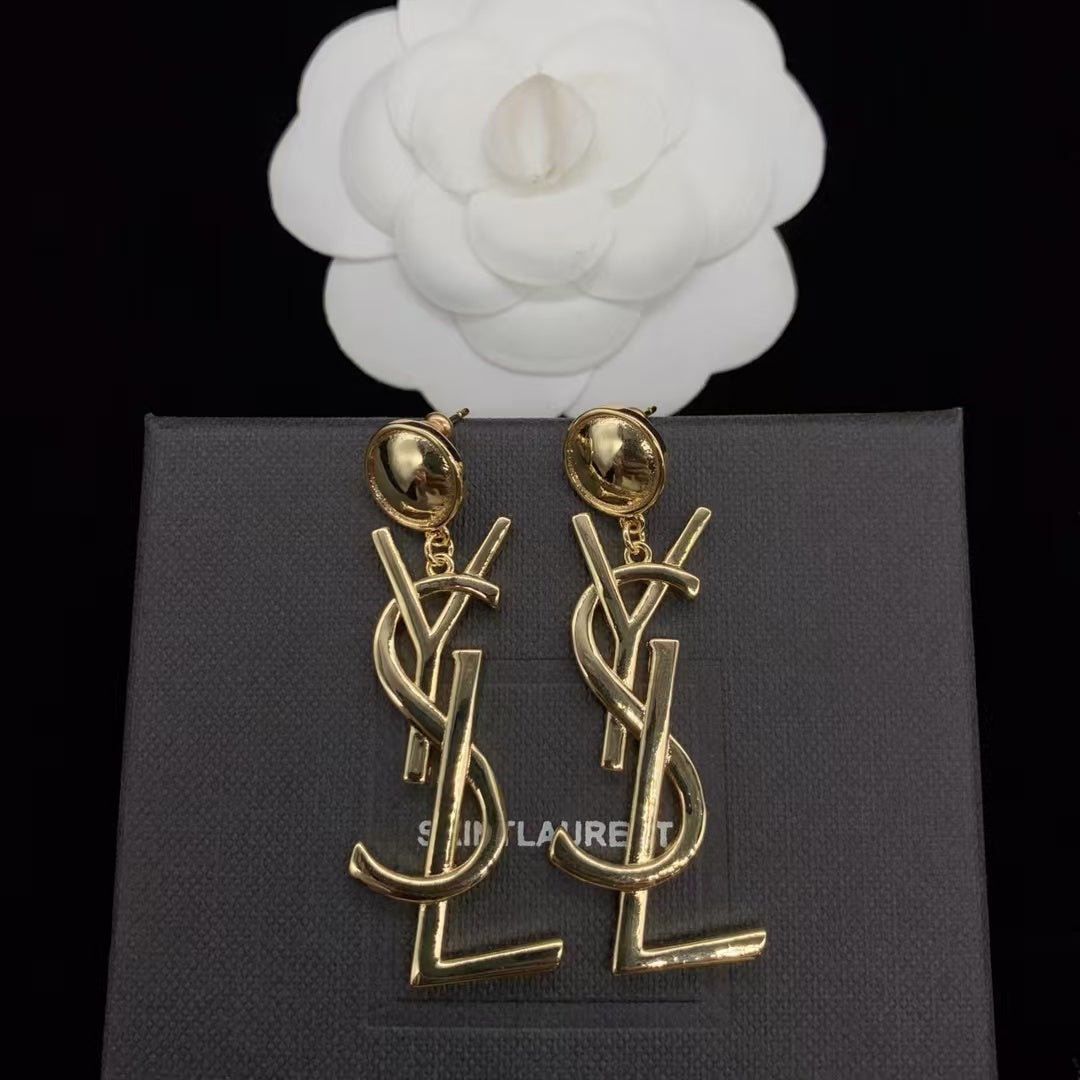 YSL EARRINGS IN SHINY GOLD