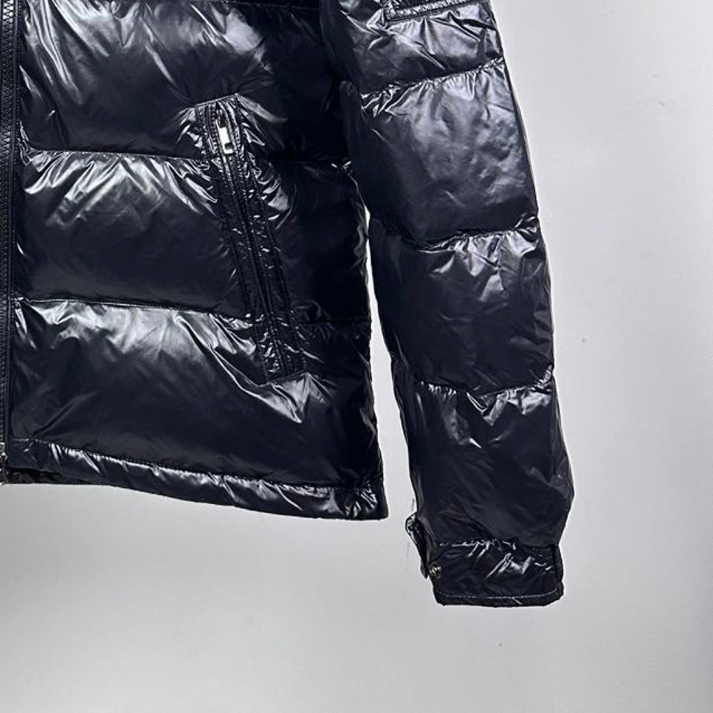 MONCLER BLACK PUFFER JACKET STYLE 2423