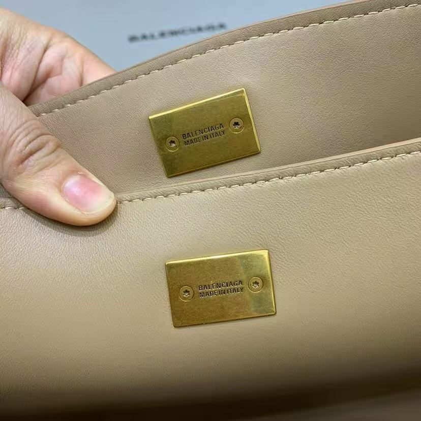 RODEO LARGE BAG 40 IN BROWN CALFSKIN GOLD HARDWARE