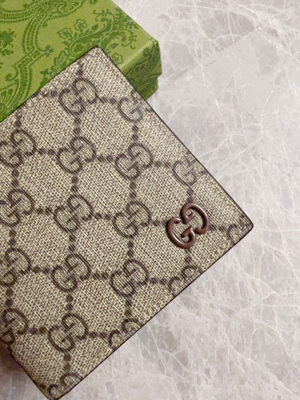 GUCCI BI-FOLD CARD HOLDER 11 IN BEIGE MIX BROWN MONOGRAM CANVAS