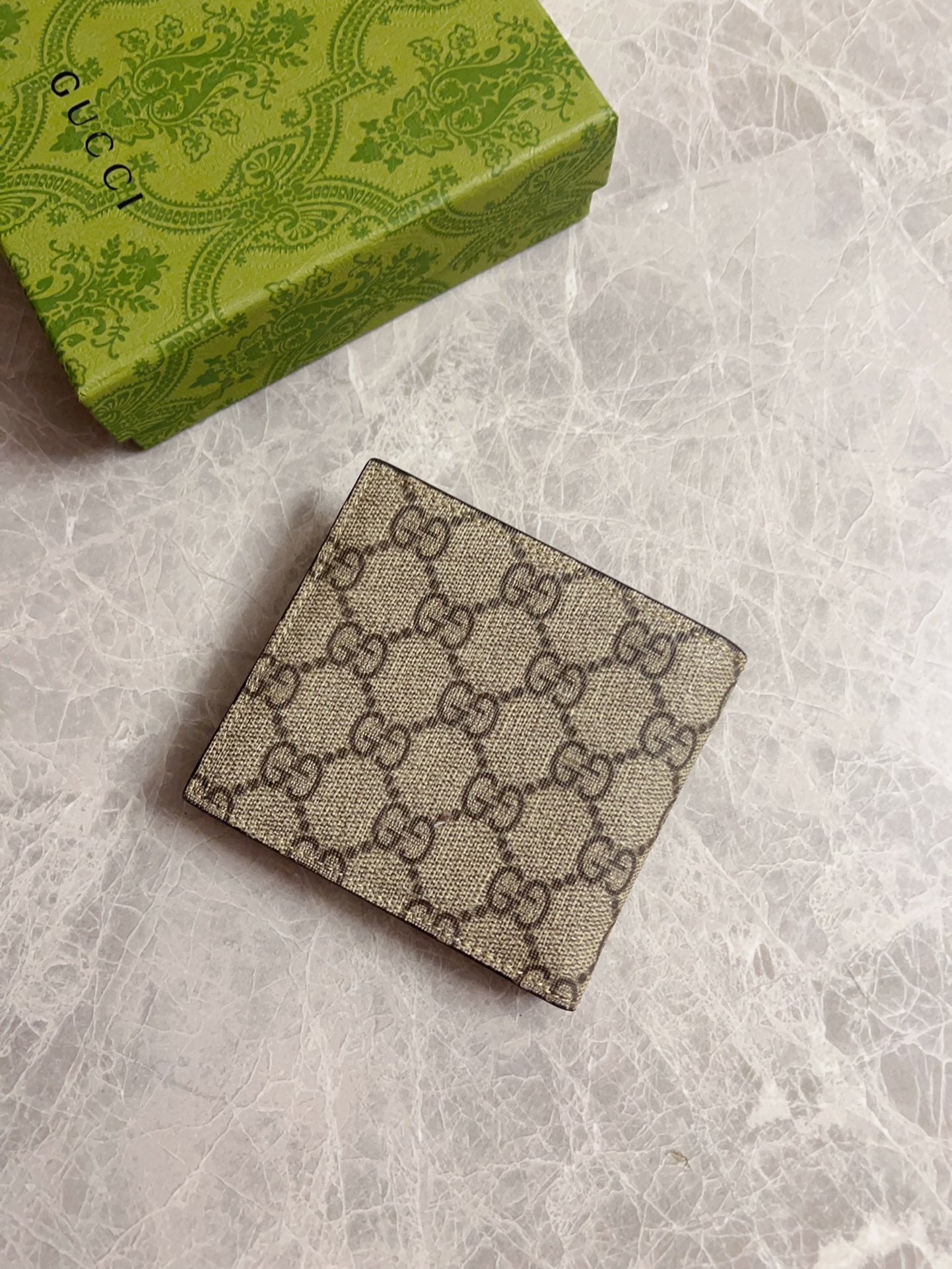 GUCCI BI-FOLD CARD HOLDER 11 IN BEIGE MIX BROWN MONOGRAM CANVAS