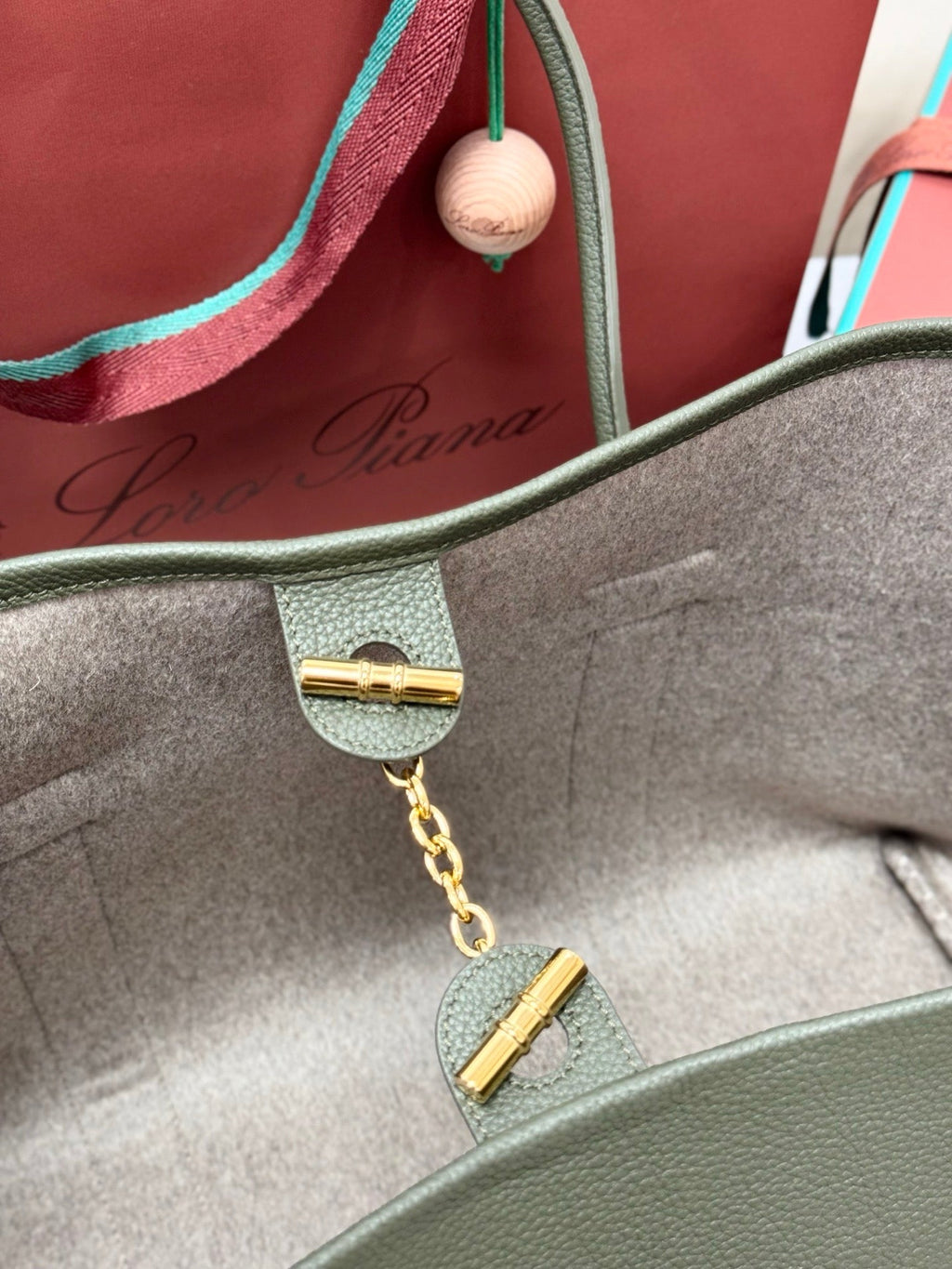 LP GHIERA SHOPPER BAG 40 IN MOSS GREEN CALFSKIN