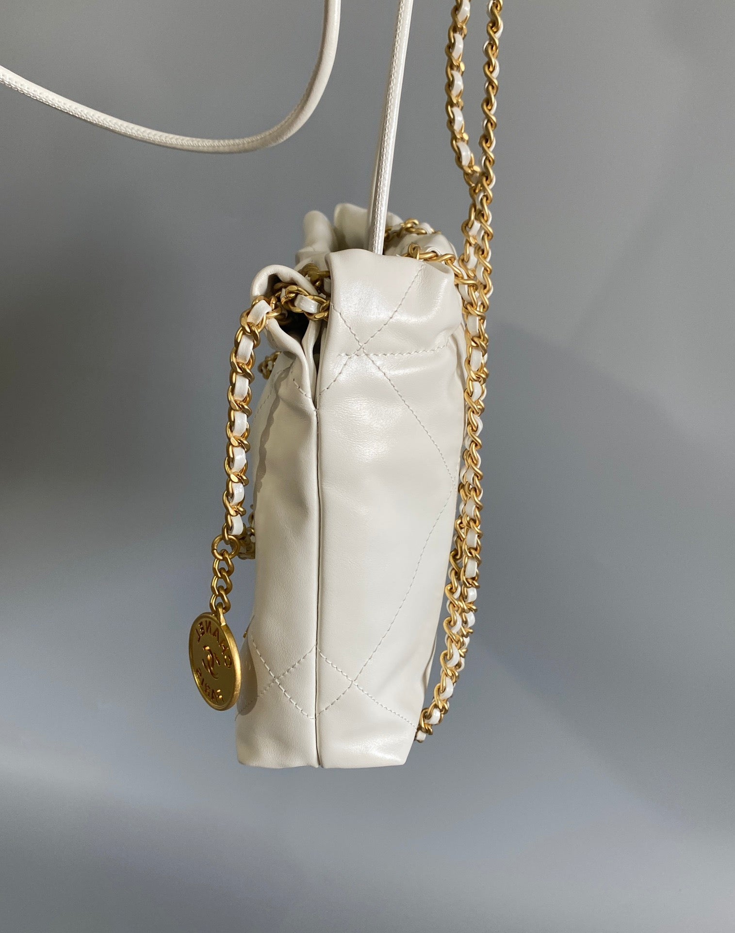CC MINI 20 HANDBAG IN WHITE CALFSKIN GOLD HARDWARE