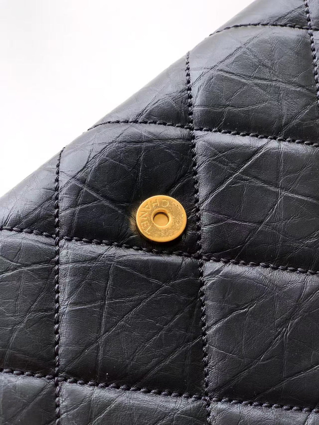 CC CLASSIC FLAP CLUTCH 41 IN BLACK QUILTED CALFSKIN GOLD HARDWARE