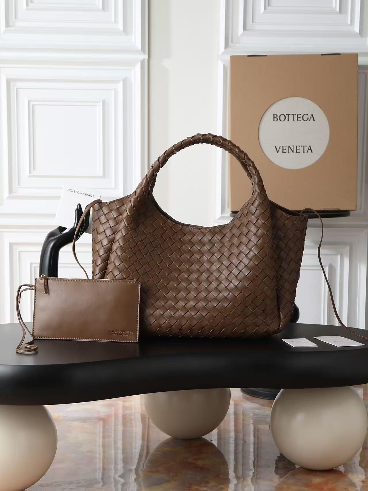 BV CAMPANA LARGE SHOULDER BAG 39 IN CHOCOLATE BROWN INTRECCIATO CALFSKIN