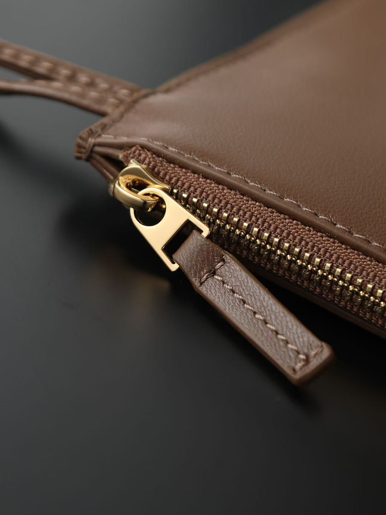 BV CAMPANA LARGE SHOULDER BAG 39 IN CHOCOLATE BROWN INTRECCIATO CALFSKIN