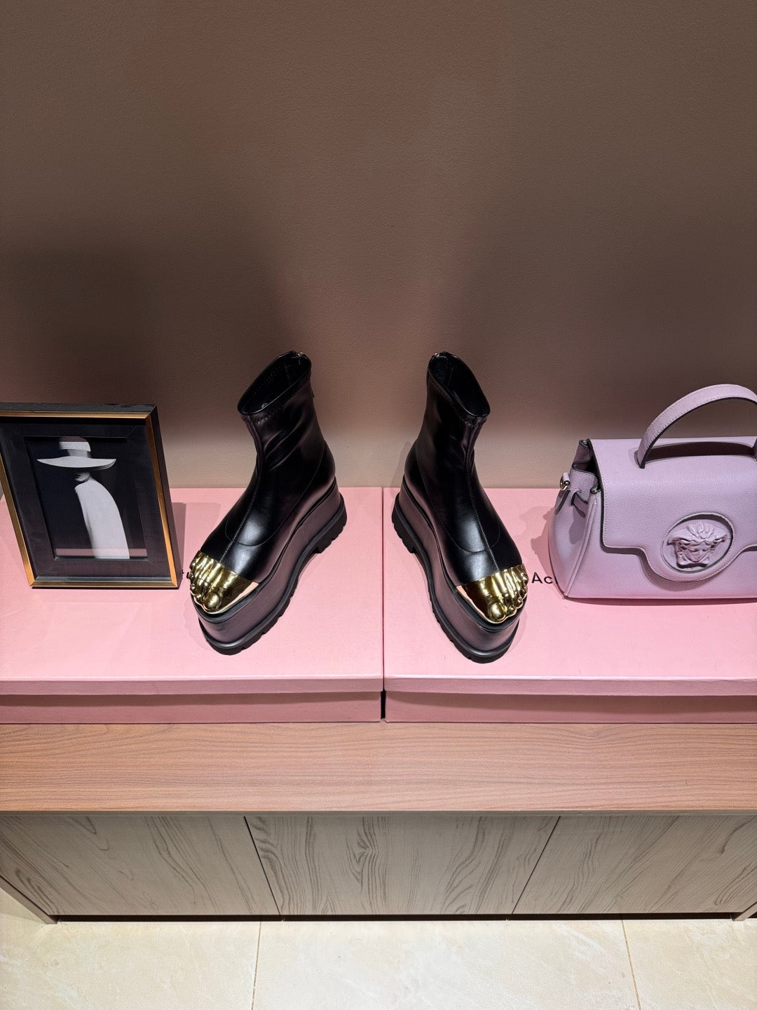 SCHIAPARELLI PLATFORM BOOTS IN BLACK CALFSKIN