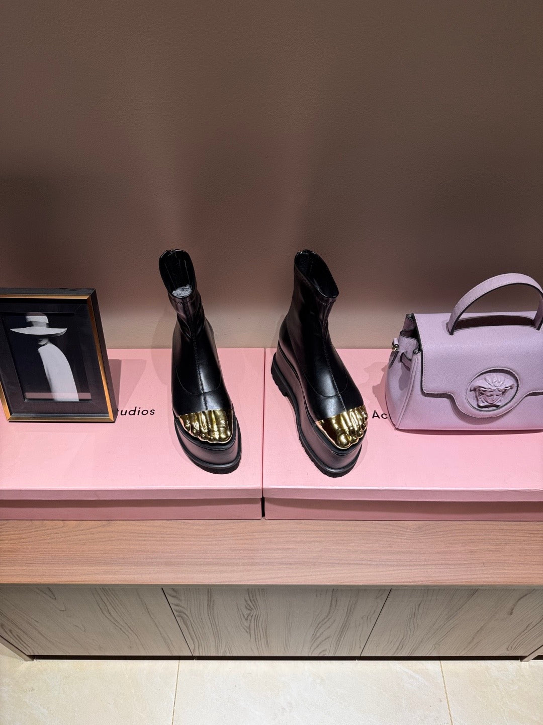 SCHIAPARELLI PLATFORM BOOTS IN BLACK CALFSKIN