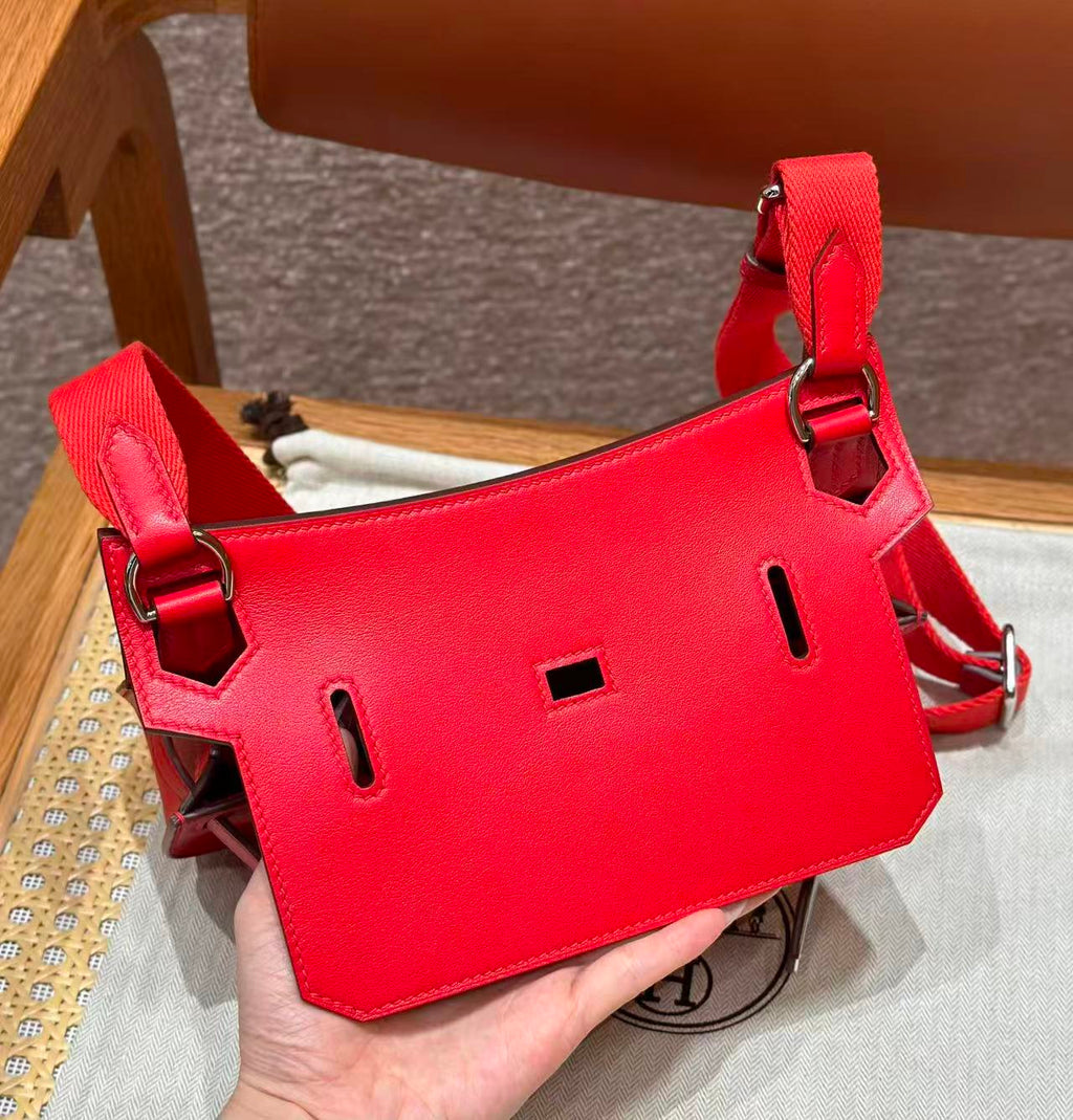 HM MINI JYPSIERE BAG IN RED SWIFT LEATHER SILVER HARDWARE.