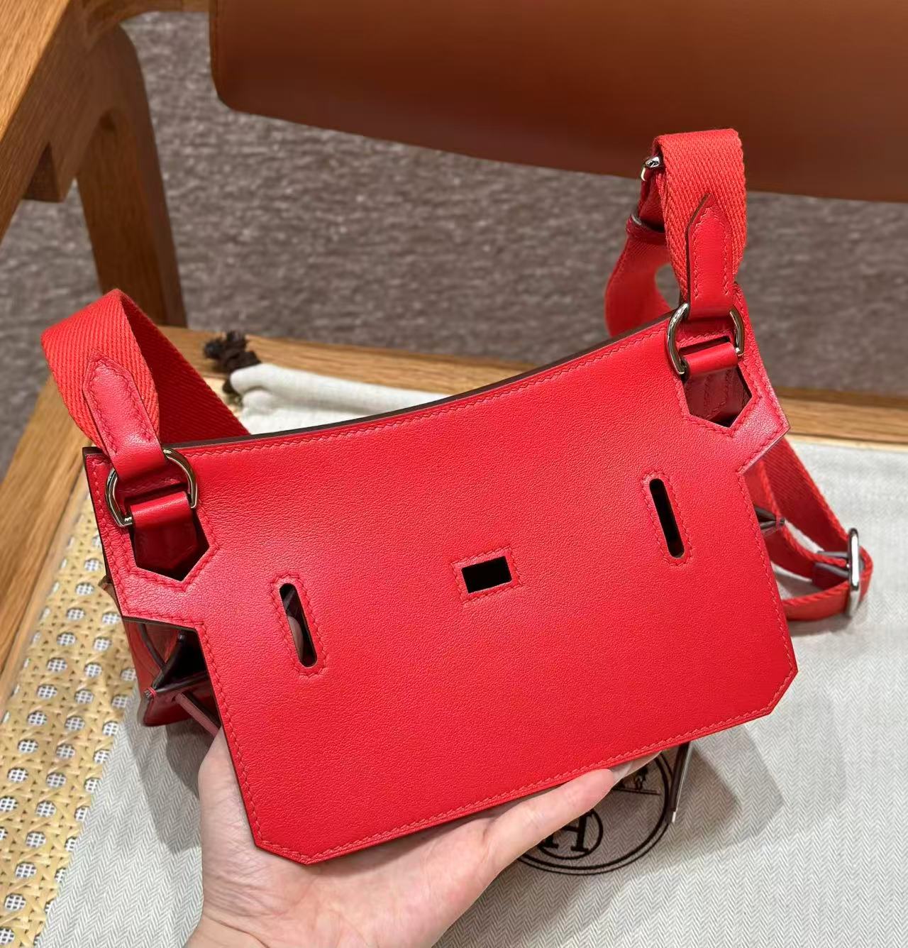 HM MINI JYPSIERE BAG IN RED SWIFT LEATHER SILVER HARDWARE.