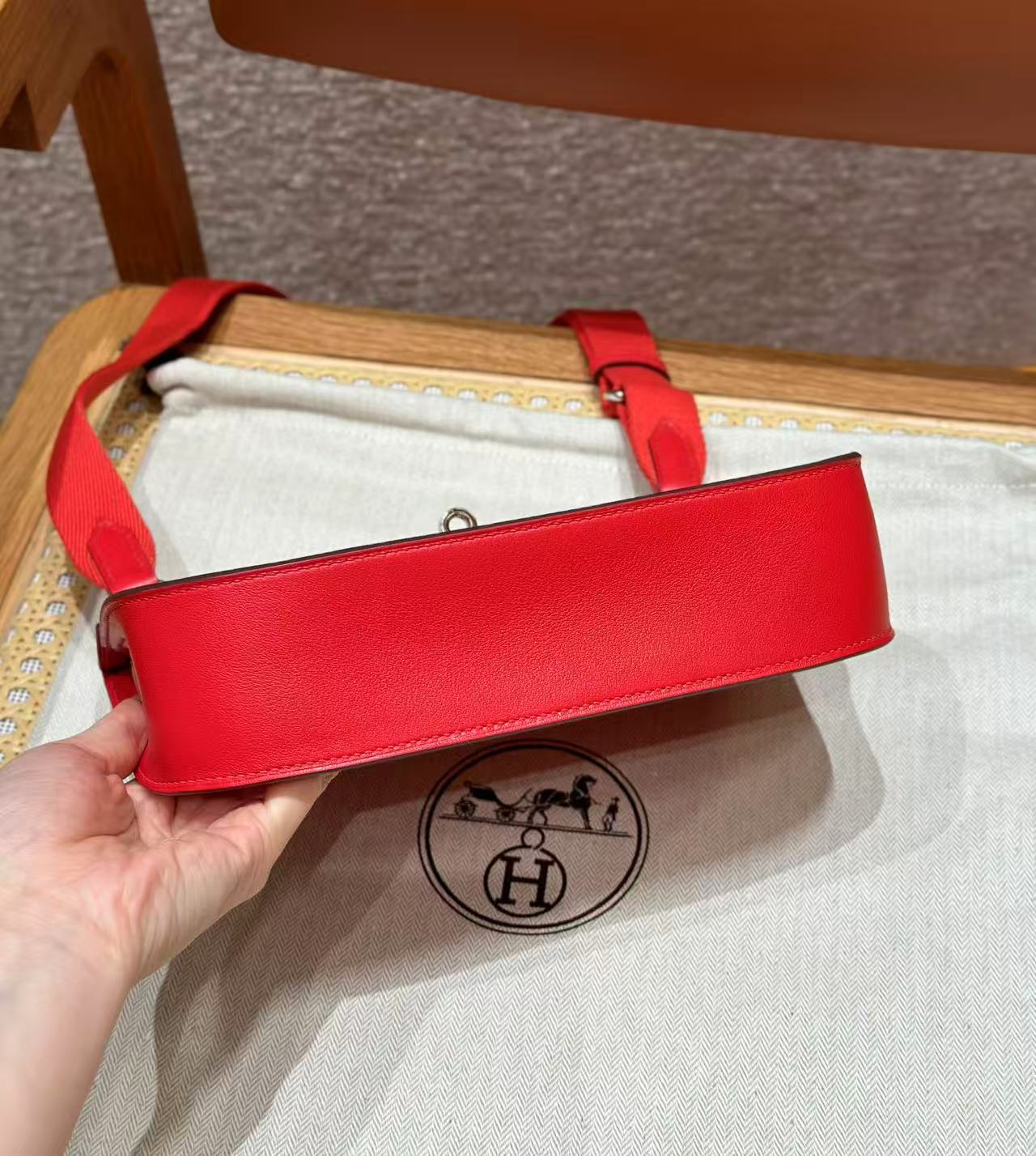 HM MINI JYPSIERE BAG IN RED SWIFT LEATHER SILVER HARDWARE.