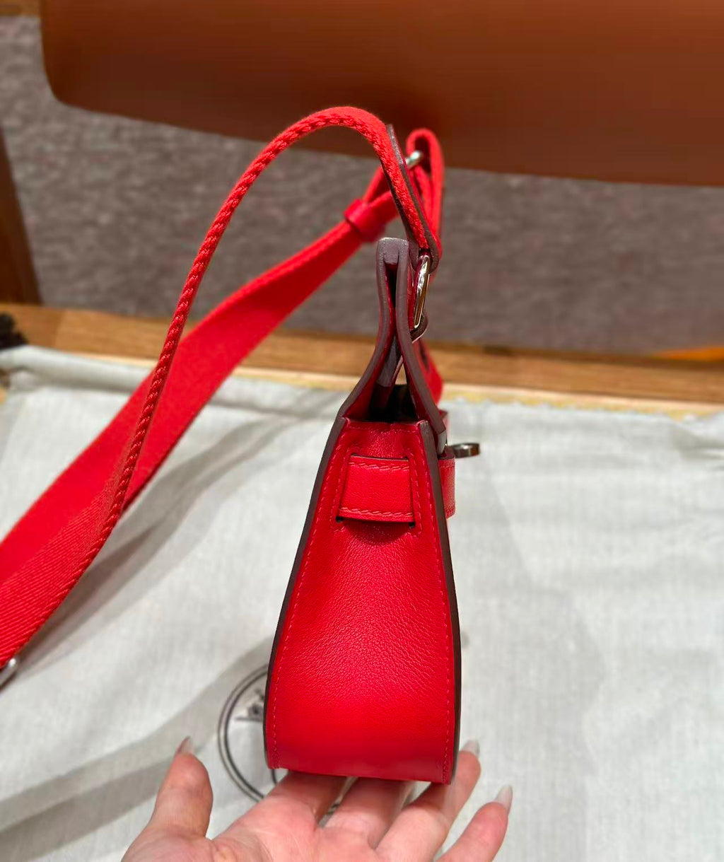 HM MINI JYPSIERE BAG IN RED SWIFT LEATHER SILVER HARDWARE.