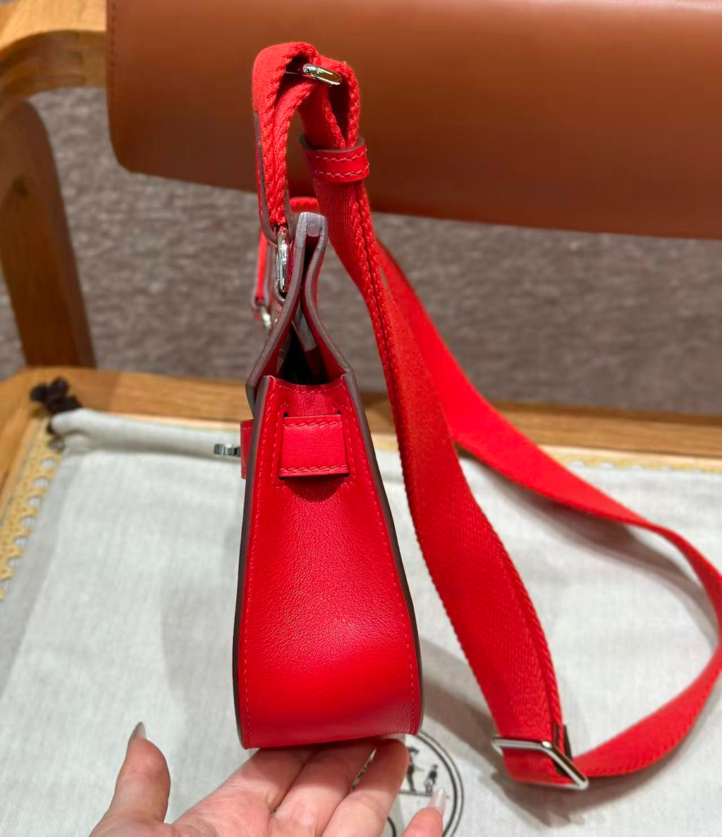 HM MINI JYPSIERE BAG IN RED SWIFT LEATHER SILVER HARDWARE.