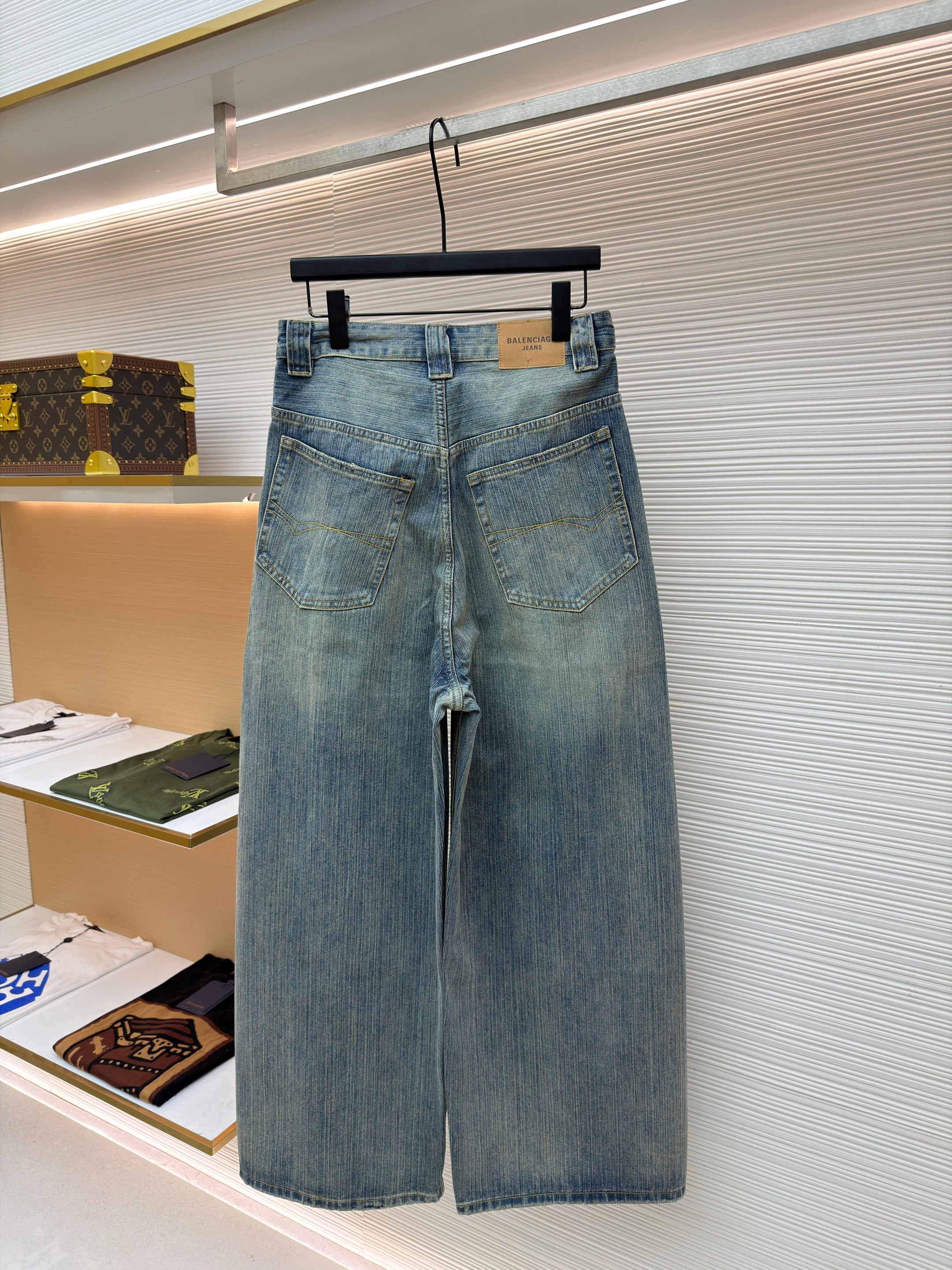 BALENCIAGA EMBROIDERED BAGGY JEANS IN DENIM