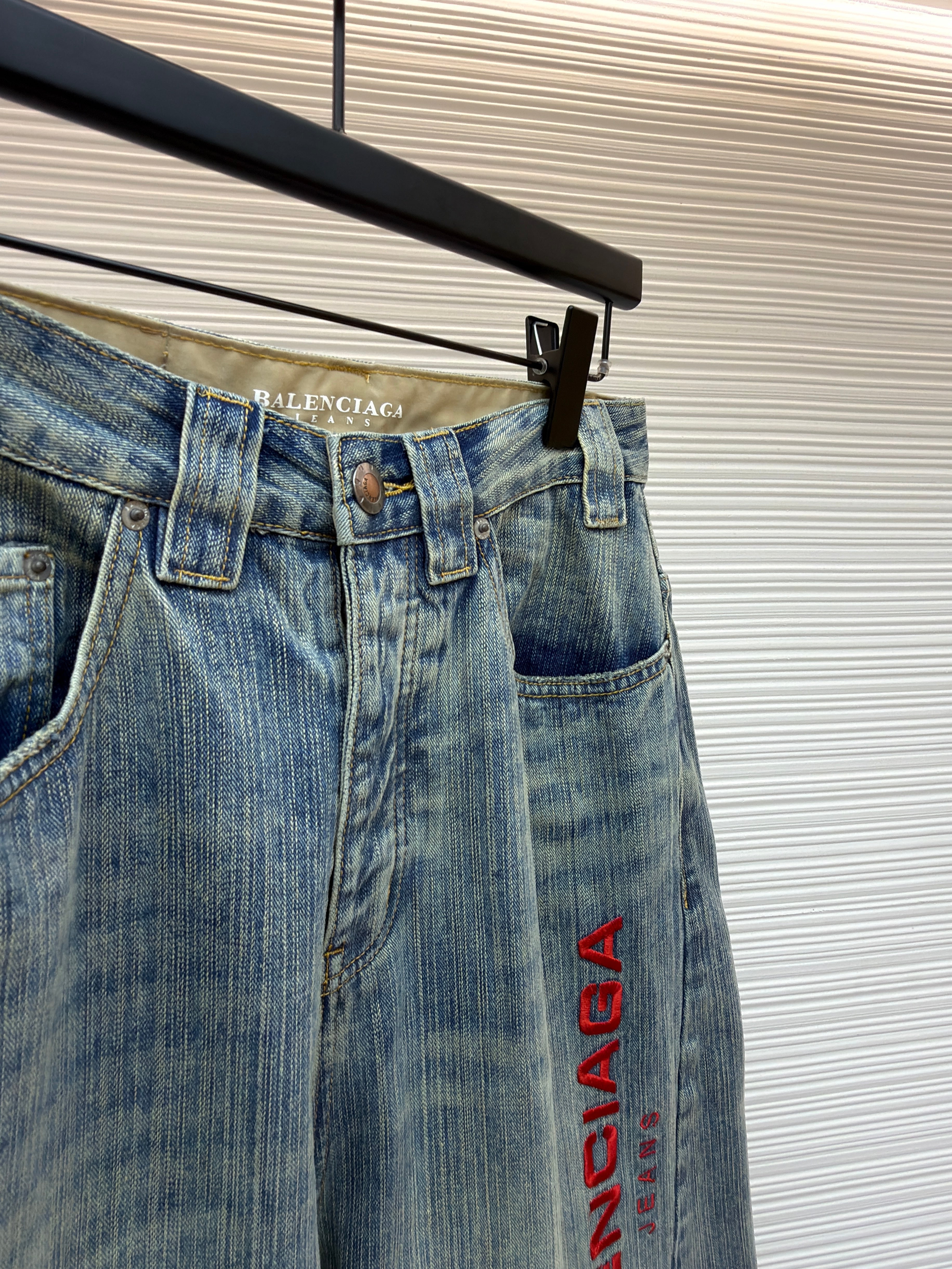BALENCIAGA EMBROIDERED BAGGY JEANS IN DENIM