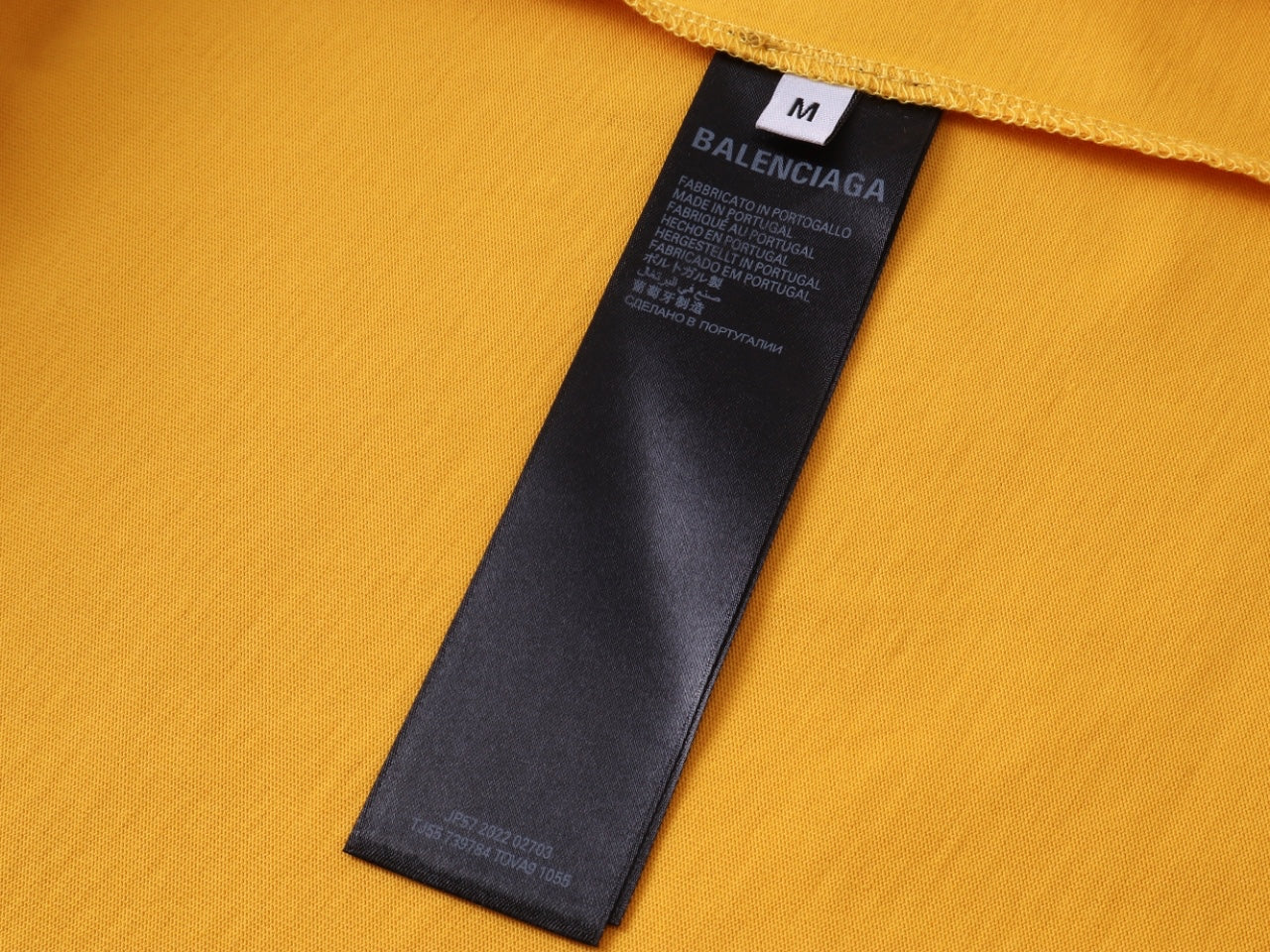 BALENCIAGA BASKETBALL OVERSIZED T-SHIRT IN YELLOW