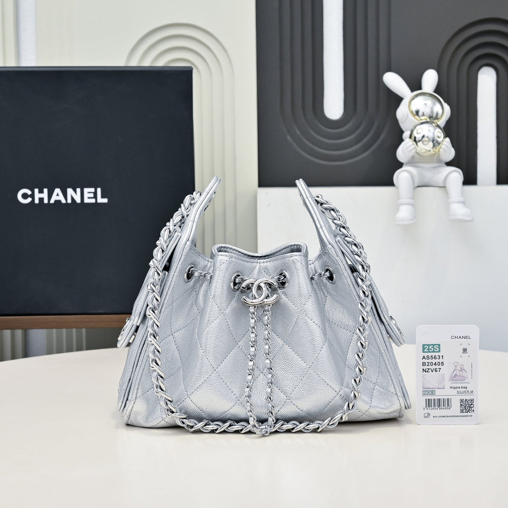 CC 25 HANDBAG IN SILVER-TONE 22 CALFSKIN SILVER HARDWARE