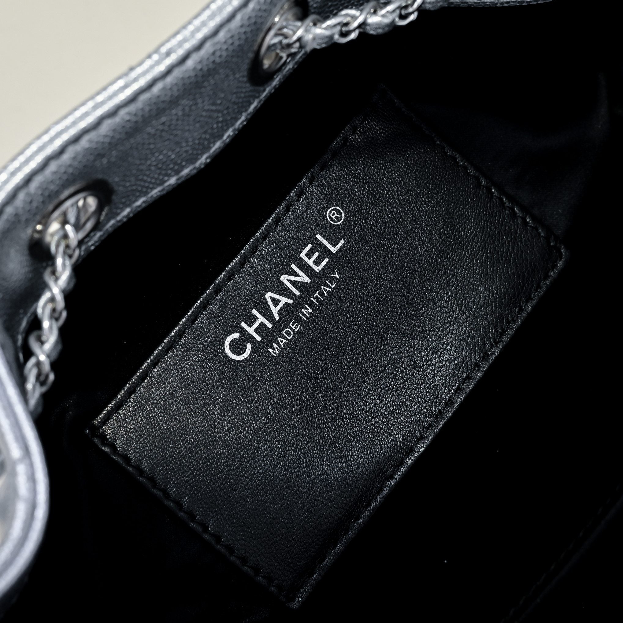CC 25 HANDBAG IN SILVER-TONE 22 CALFSKIN SILVER HARDWARE