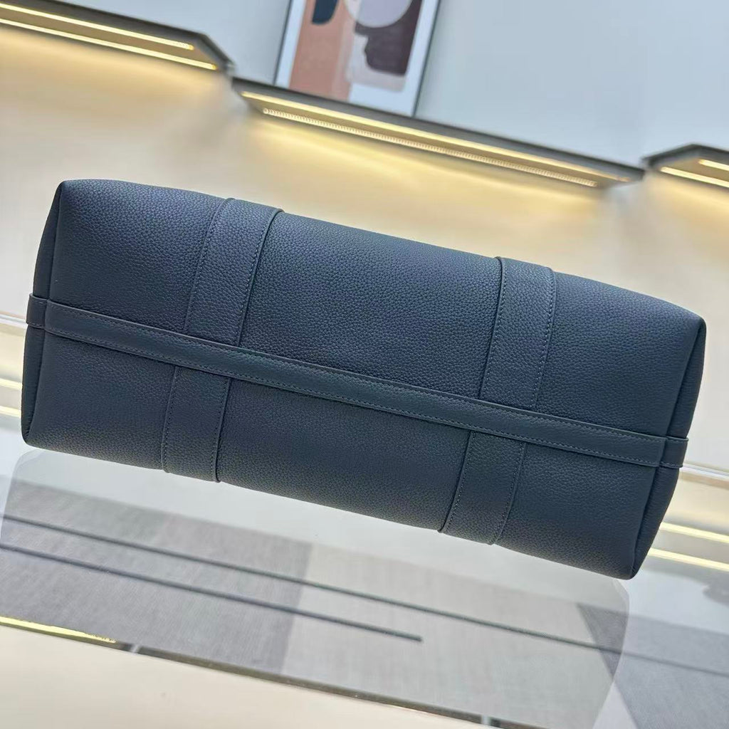 LP GHIERA SHOPPER BAG 40 IN DARK BLUE CALFSKIN