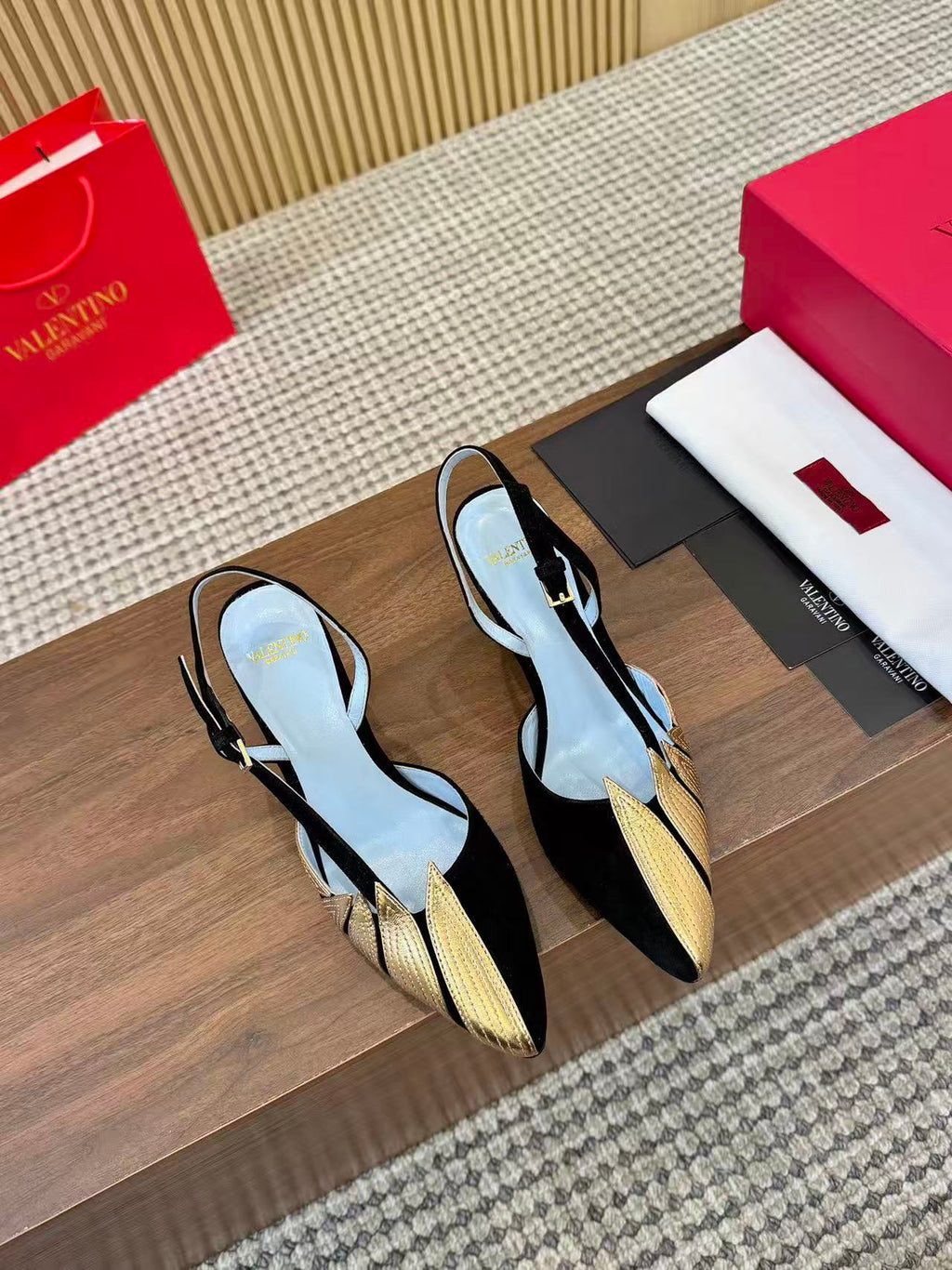 VALENTINO GARAVANI FOLIEFOLIAGE SLINGBACK PUMPS IN BLACK MIX GOLD