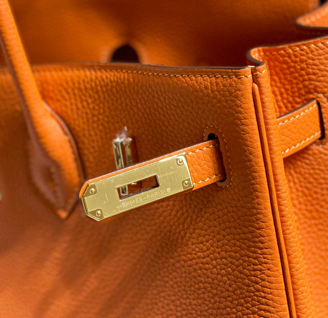 HERMES BIRKIN 35 IN LIGHT ORANGE TOGO LEATHER  GOLD HARDWARE