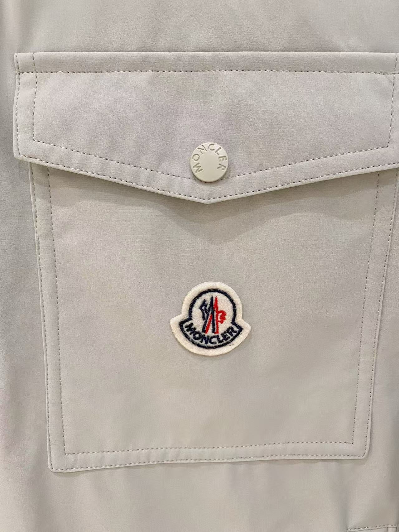 MONCLER ZIP-UP SHIRT JACKET IN STYLE 356566
