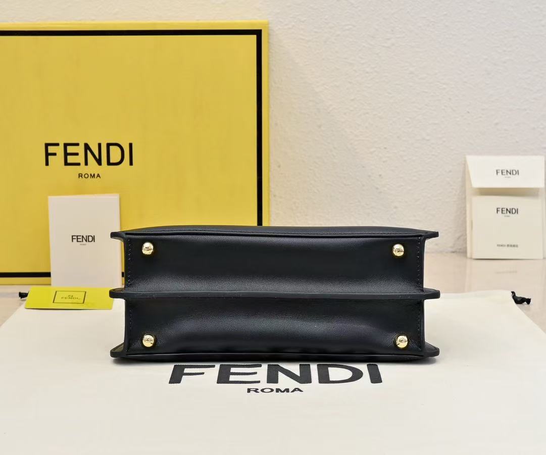 PEEKABOO ISEEU PETITE 27 BAG IN BLACK CALFSKIN GOLD HARDWARE