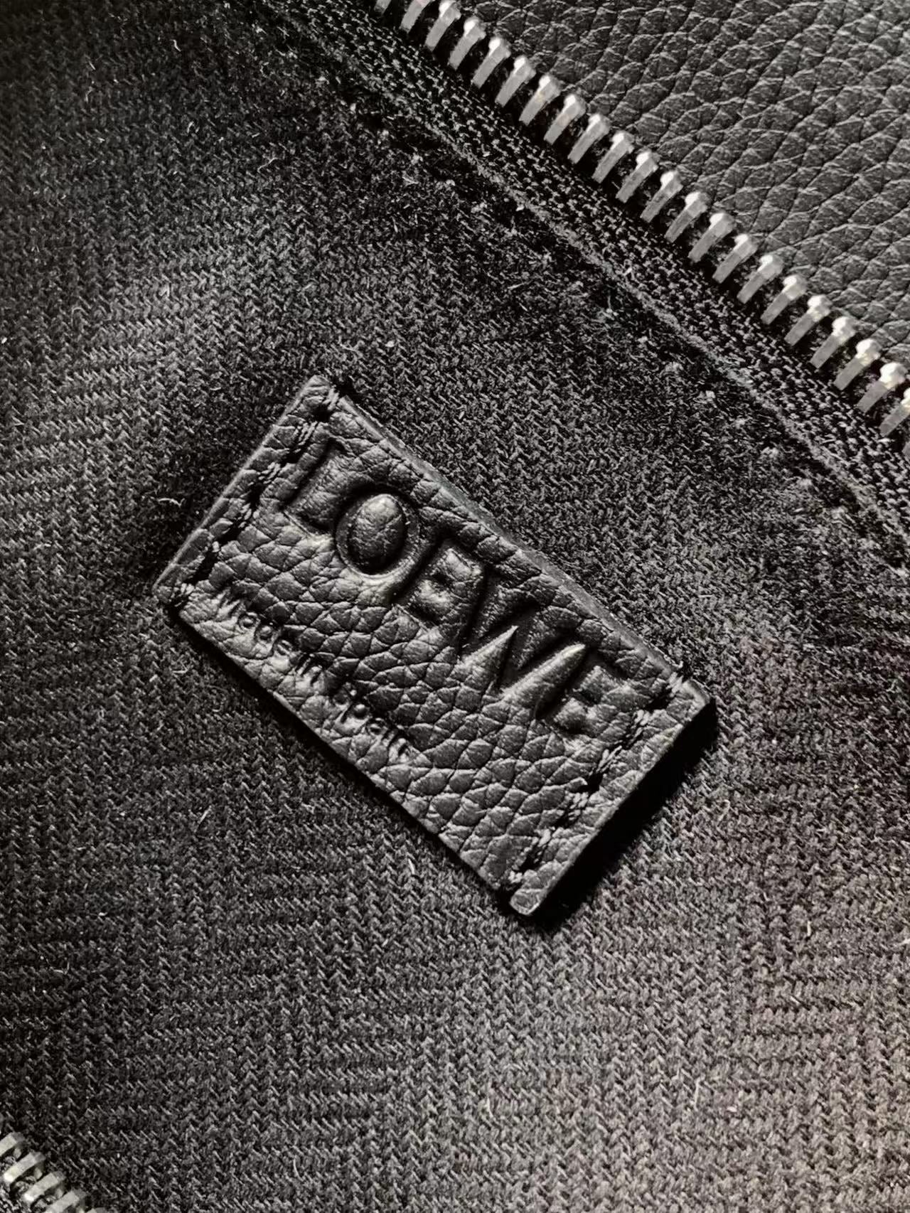 LOEWE SMALL PUZZLE BUMBAG 24 IN BLACK GRAINED CALFSKIN