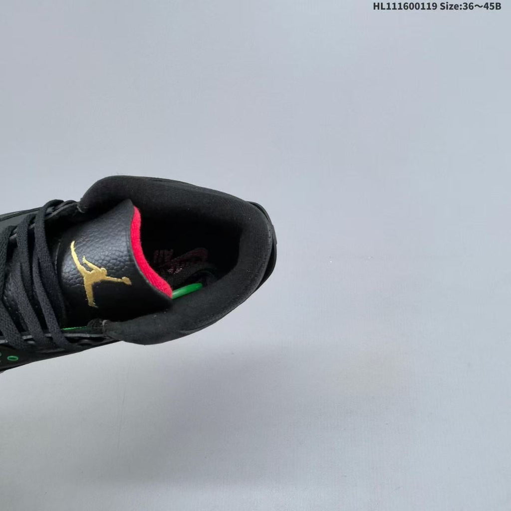 A ROSE FROM HARLEM SNEAKER IN BLACK CALFSKIN
