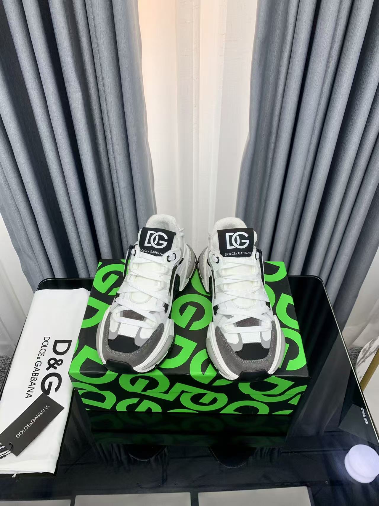 D&G AIRMASTER LOW-TOP SNEAKERS IN WHITE MIX GREY MESH