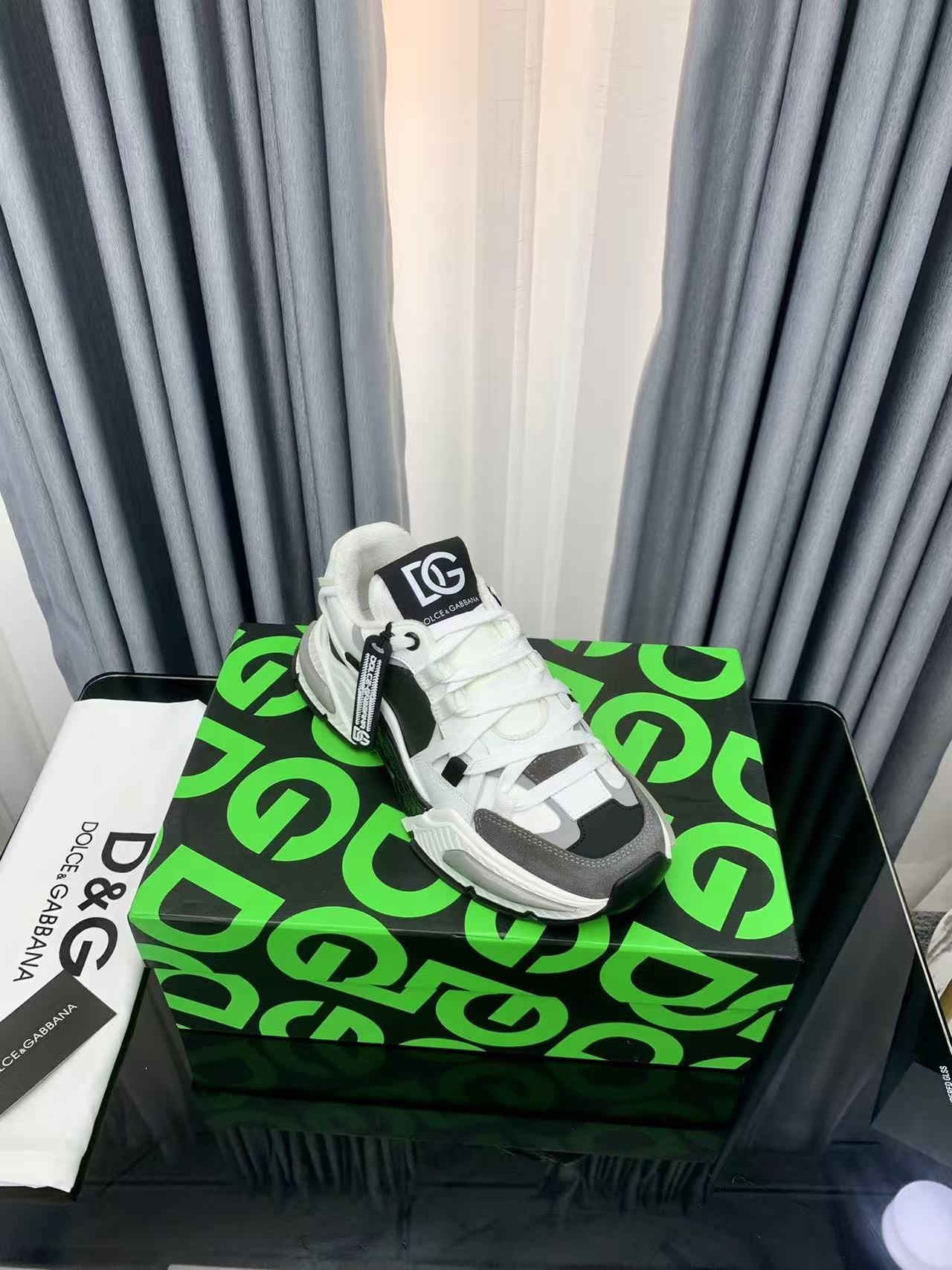 D&G AIRMASTER LOW-TOP SNEAKERS IN WHITE MIX GREY MESH