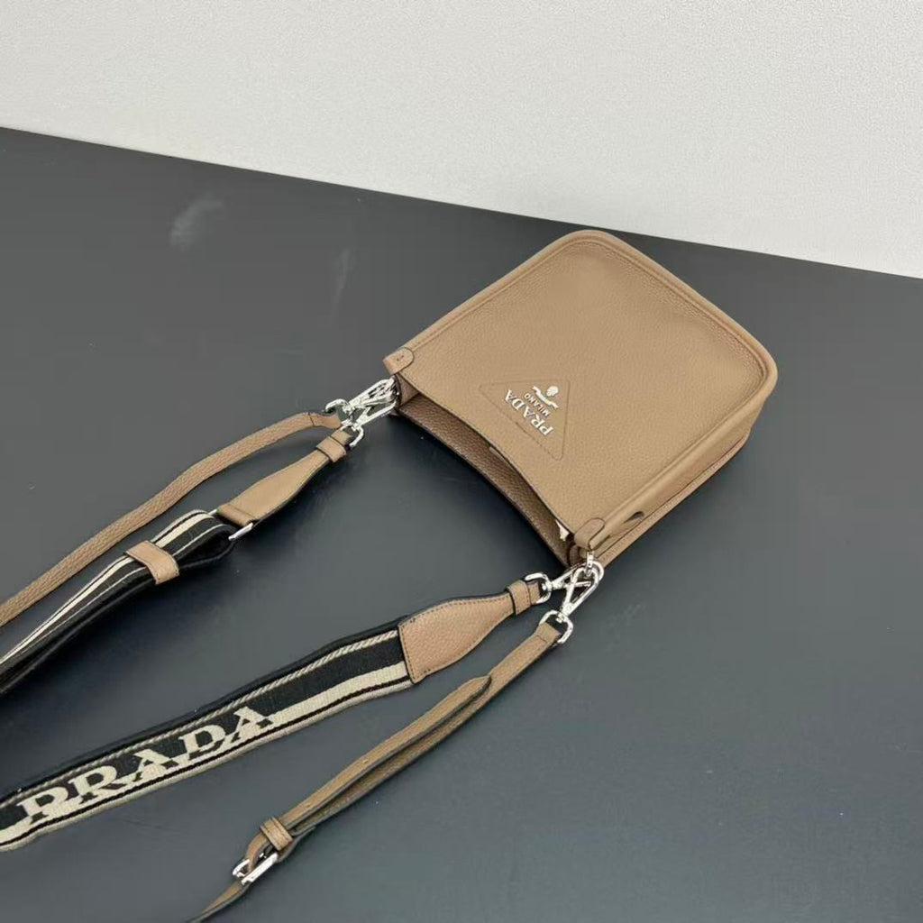 PRADA ADJUSTABLE SHOULDER BAG 20 IN BROWN CALFSKIN SILVER HARDWARE