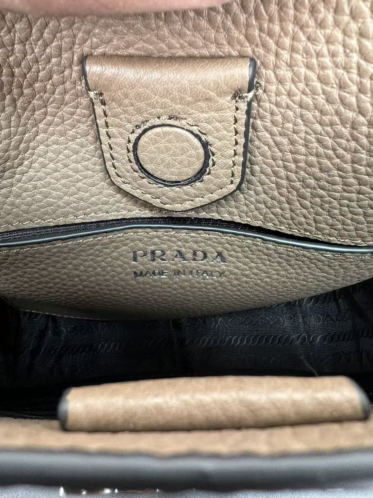 PRADA ADJUSTABLE SHOULDER BAG 20 IN BROWN CALFSKIN SILVER HARDWARE