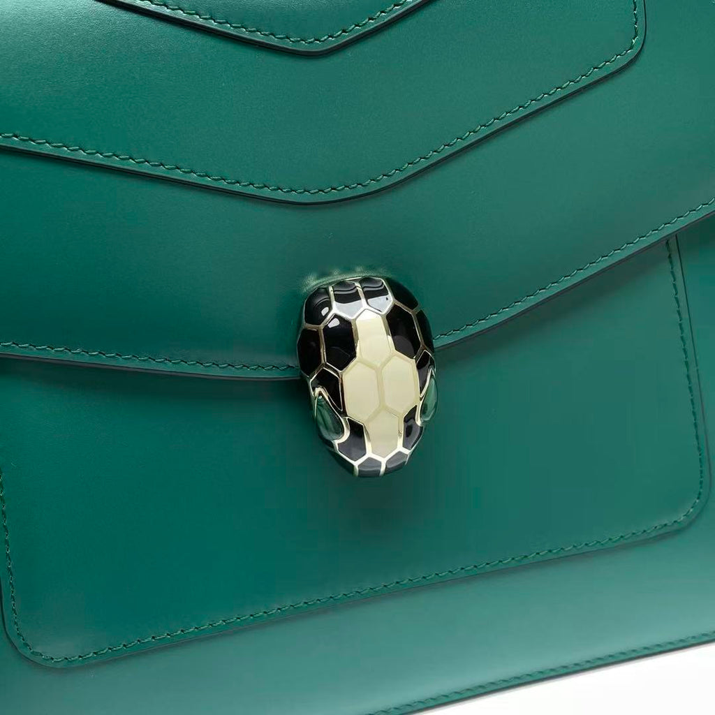 BULGARI SERPENTI FOREVER TOP 22 HANDLE BAG IN EMERALD GREEN CALFSKIN GOLD HARDWARE