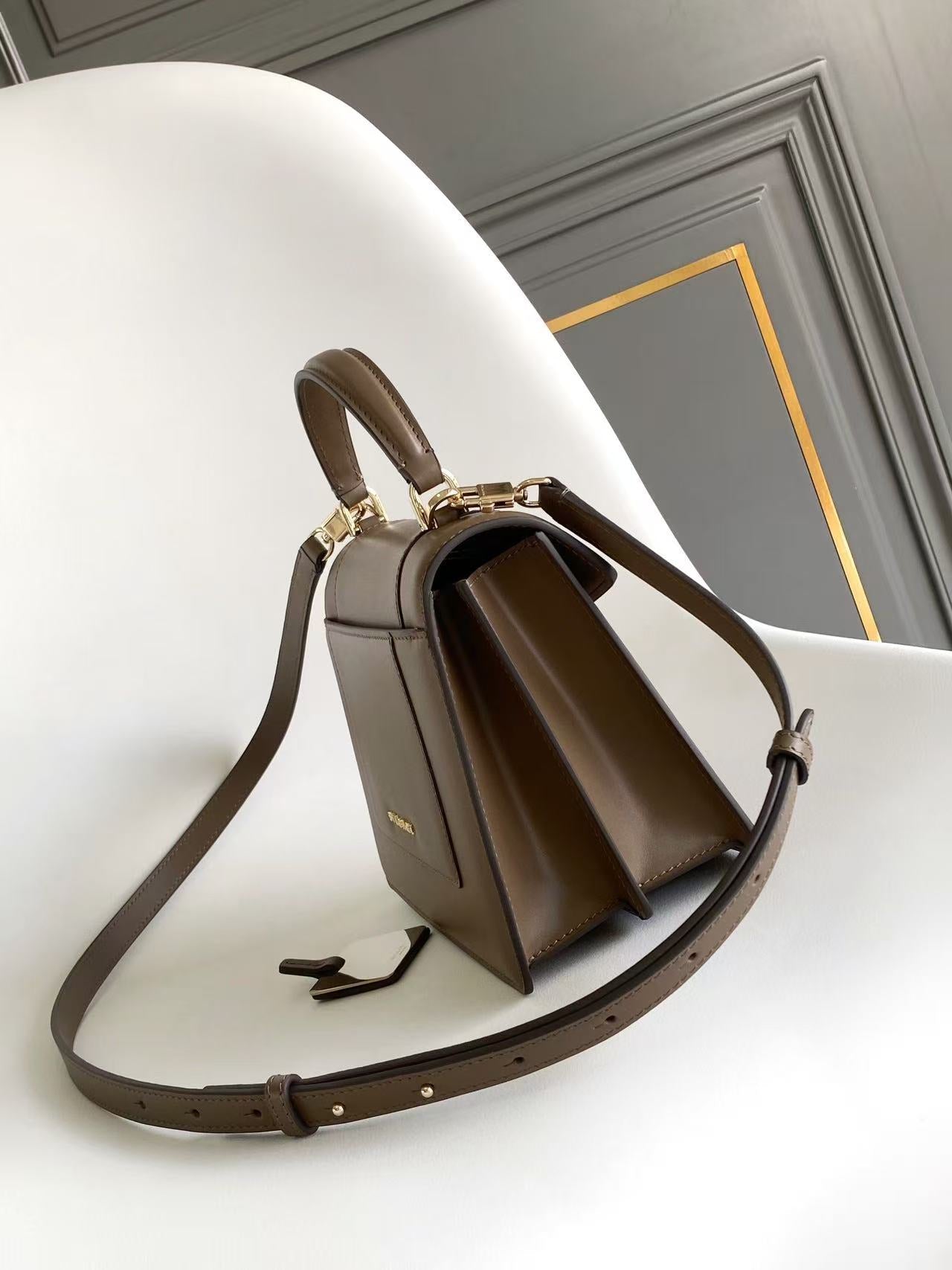 BULGARI SERPENTI FOREVER TOP 20 HANDLE BAG IN BROWN CALFSKIN GOLD HARDWARE