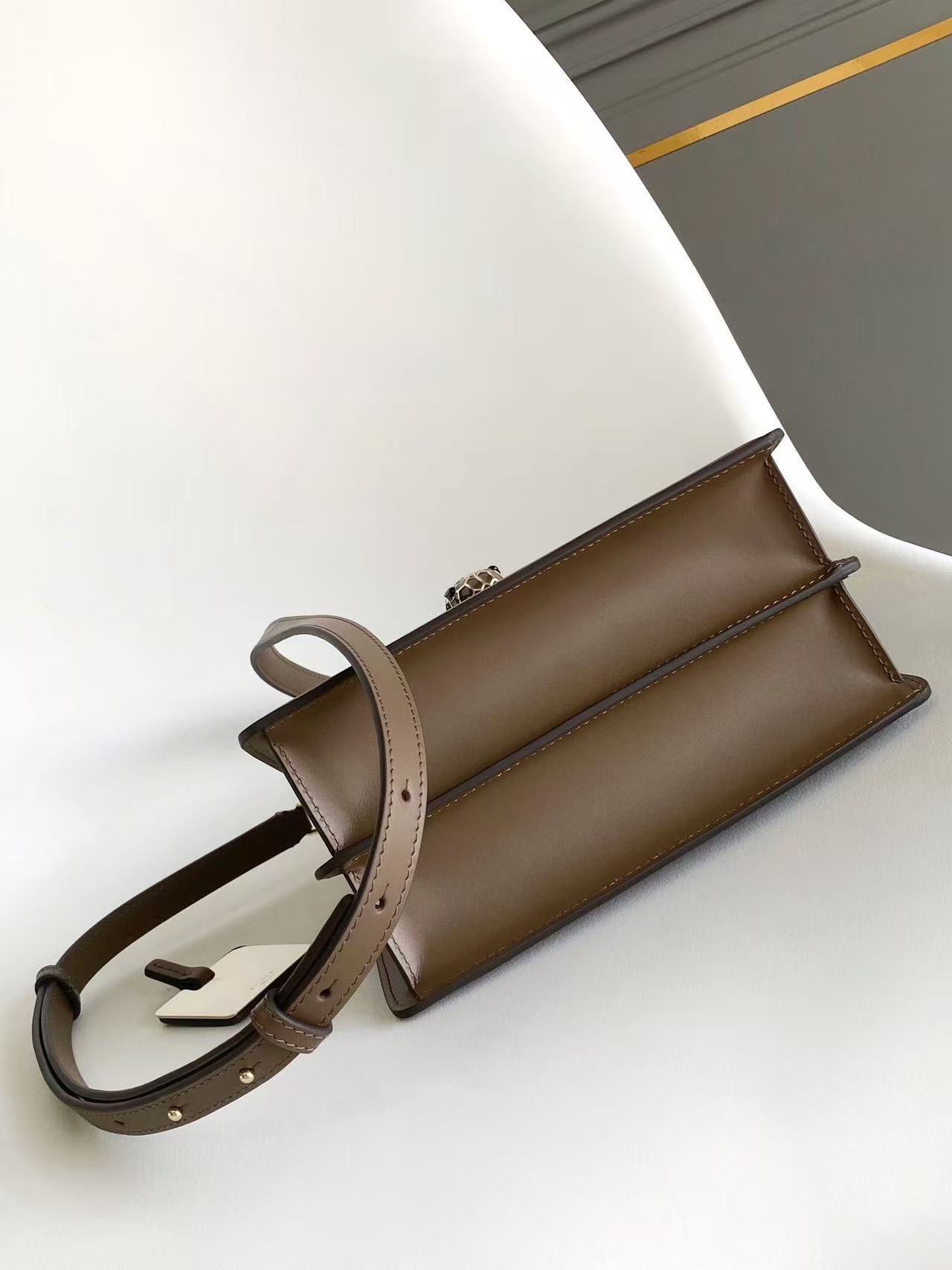 BULGARI SERPENTI FOREVER TOP 20 HANDLE BAG IN BROWN CALFSKIN GOLD HARDWARE