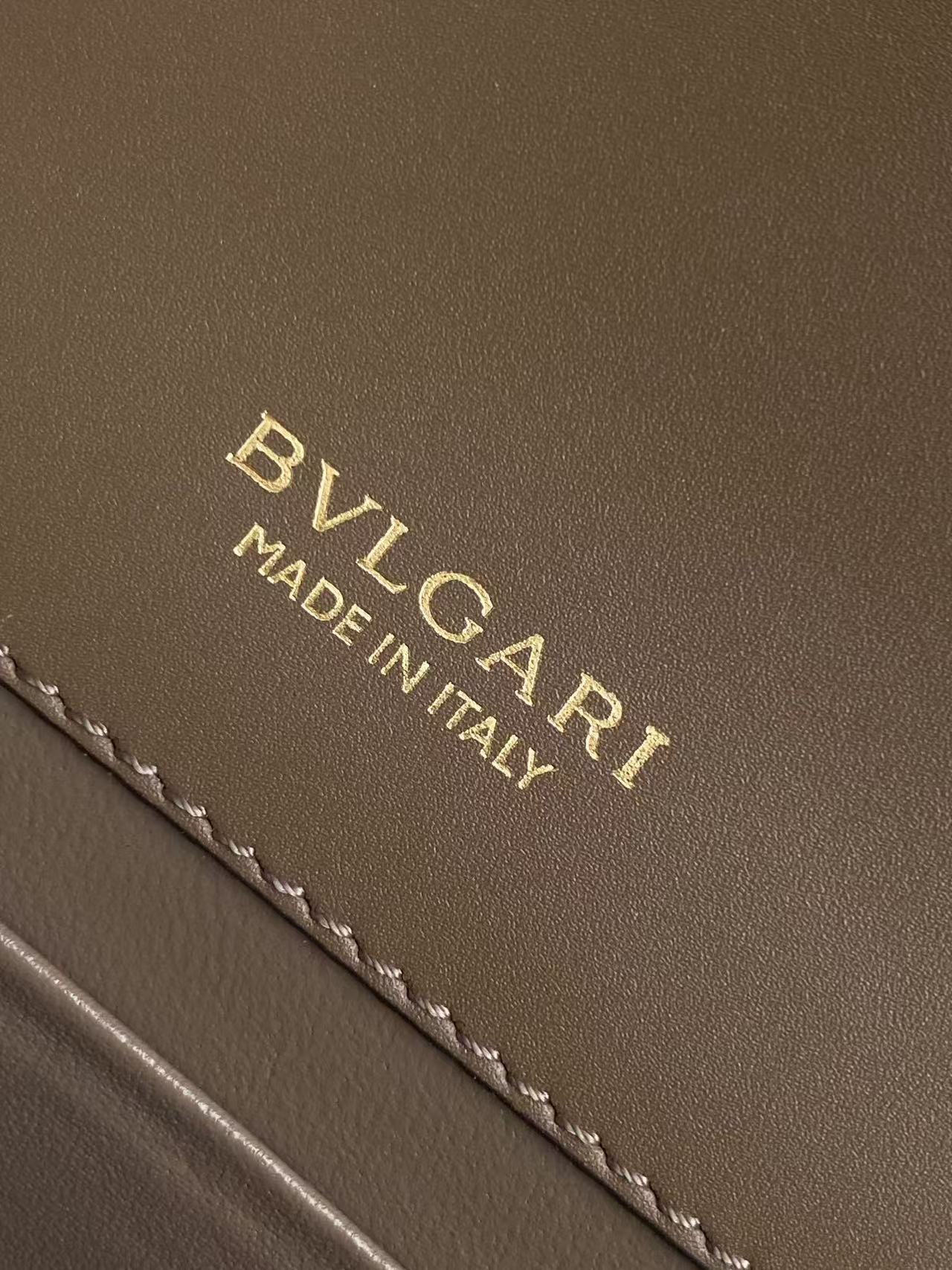 BULGARI SERPENTI FOREVER TOP 20 HANDLE BAG IN BROWN CALFSKIN GOLD HARDWARE
