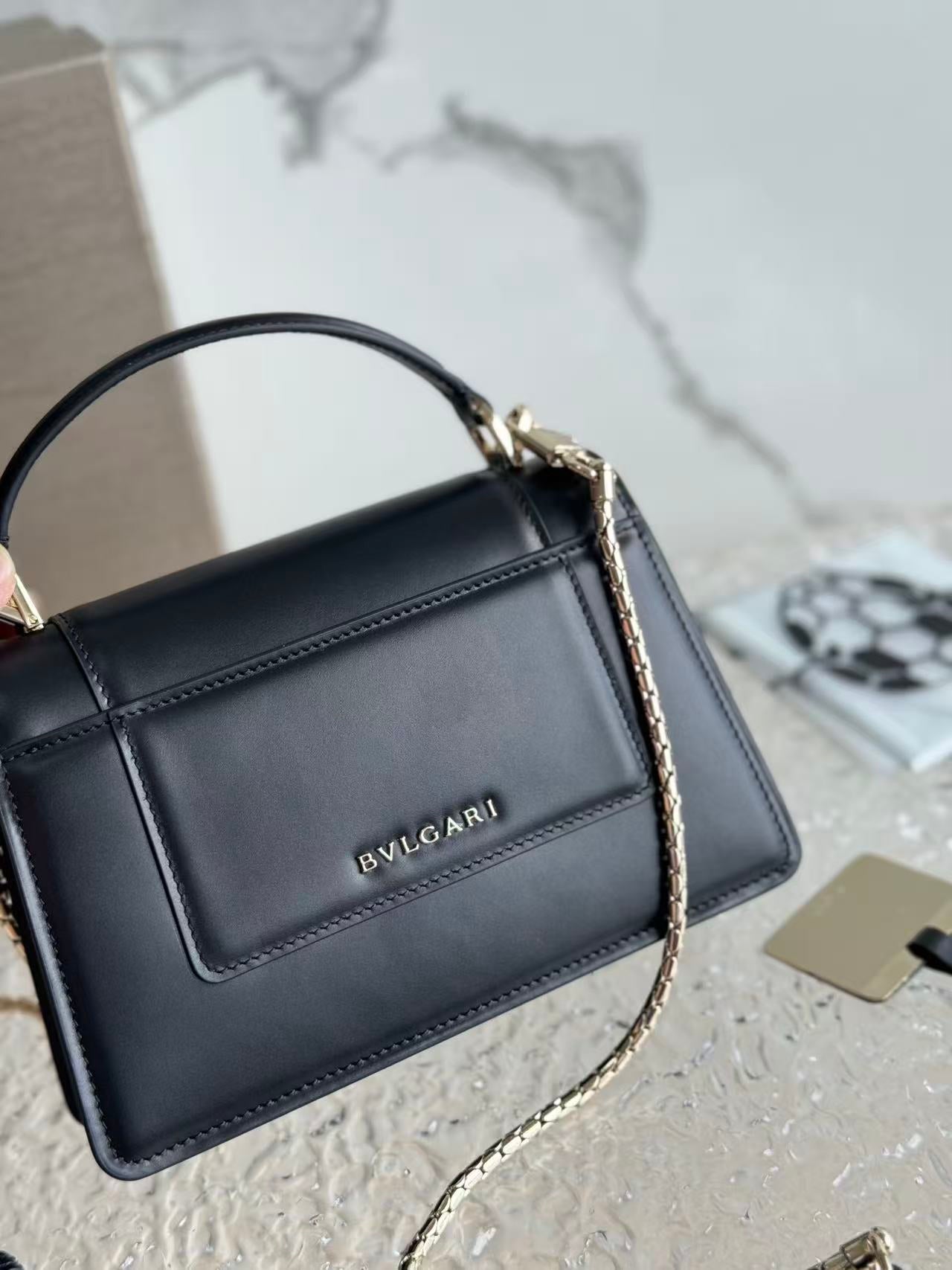 BULGARI SERPENTI FOREVER TOP 19 HANDLE BAG IN BLACK CALFSKIN GOLD HARDWARE