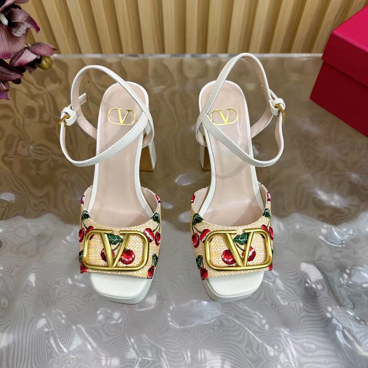 VALENTINO GARAVANI VLOGO CHERRY ANKLE-STRAP SANDALS IN WHITE CALFSKIN