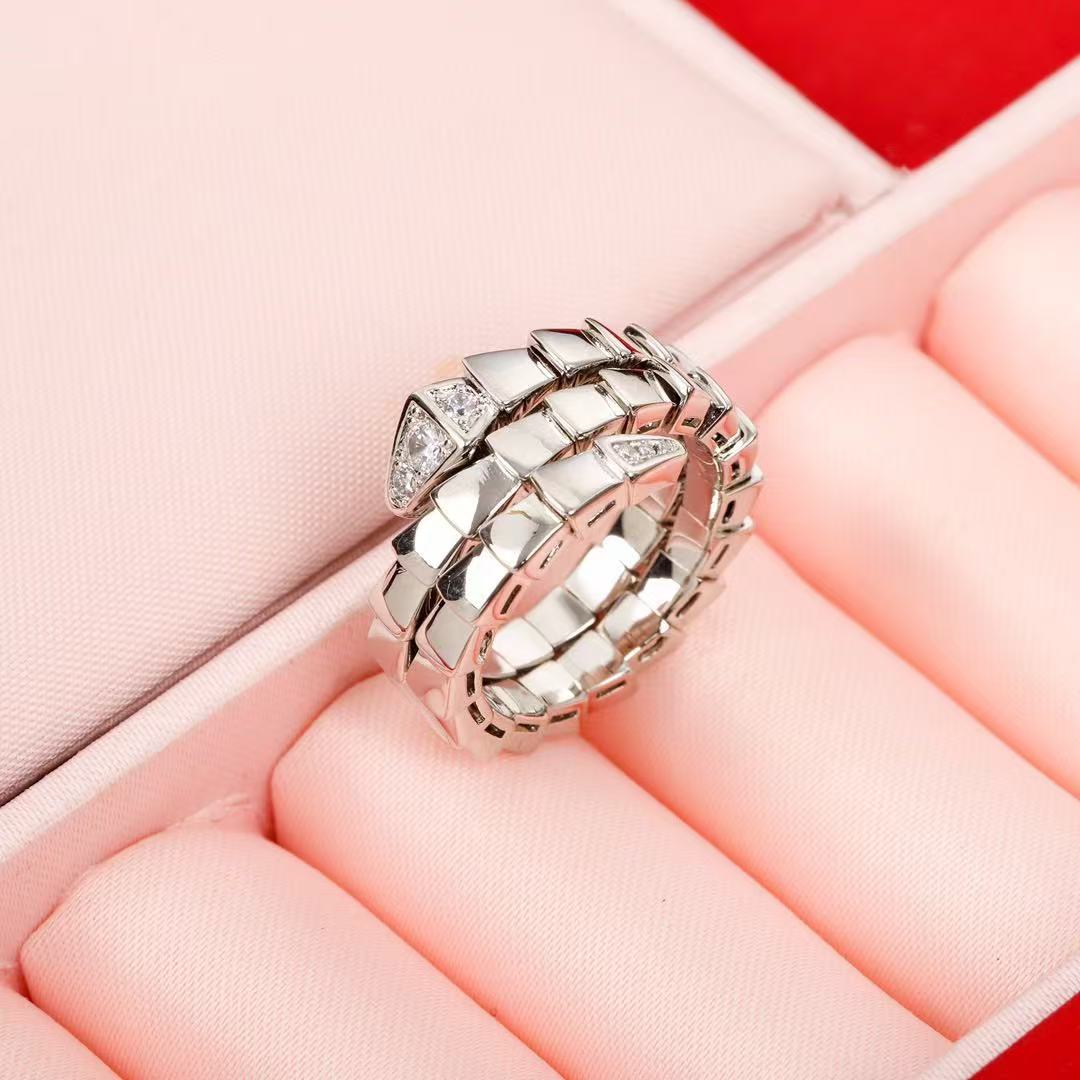 SERPENTS DOUBLE ROW DIAMOND RING