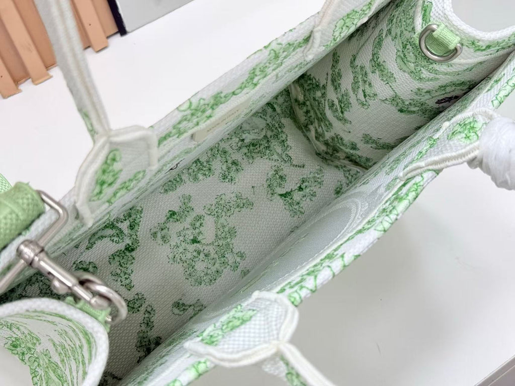 DIOR BOOK TOTE 36 IN GREEN MULTICOLOR TOILE DE JOUY CLOVER EMBROIDERY