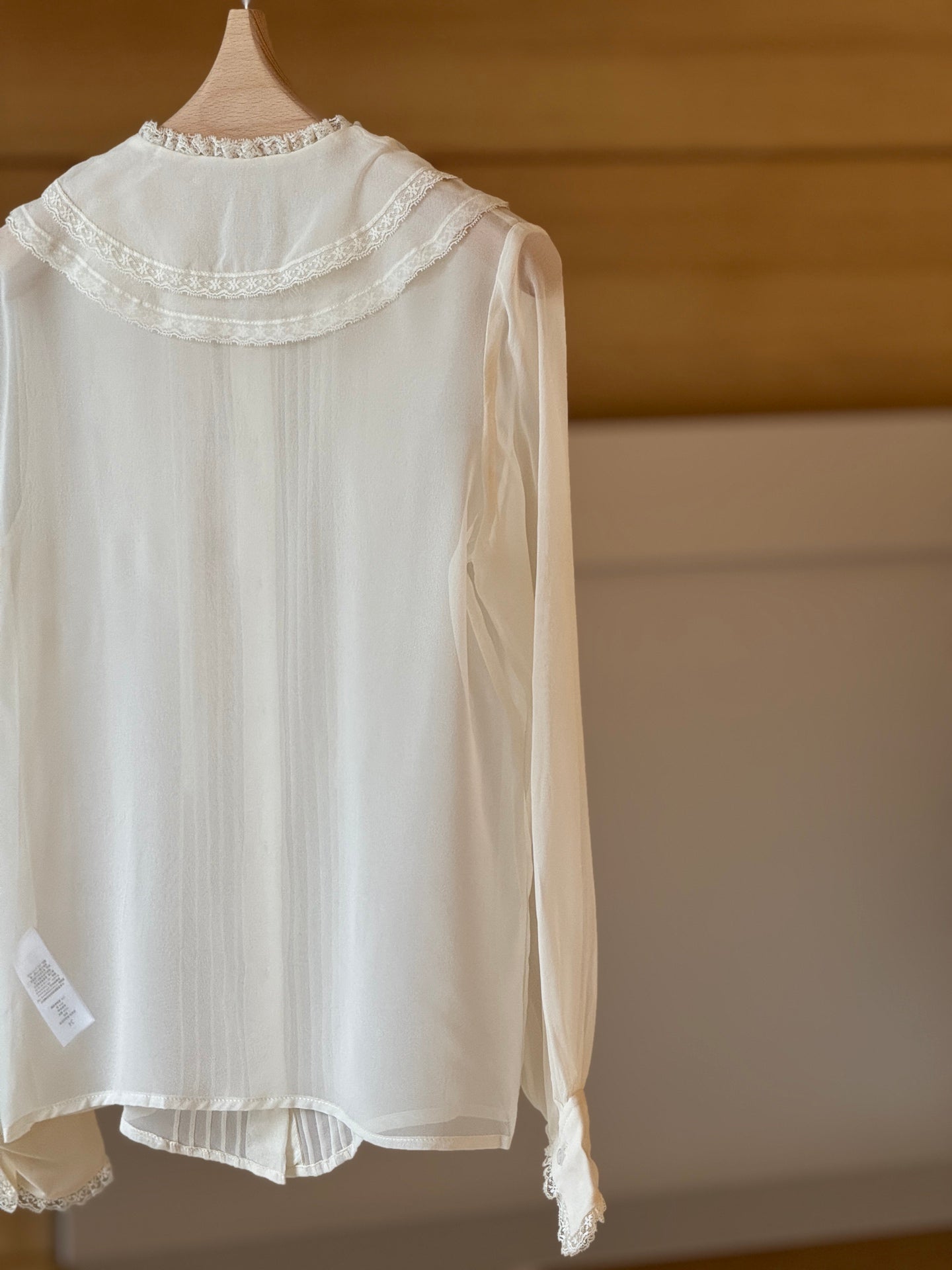 CHLOE RUFFLED LACE-TRIMMED COLLAR SILK-CHIFFON BLOUSE IN WHITE