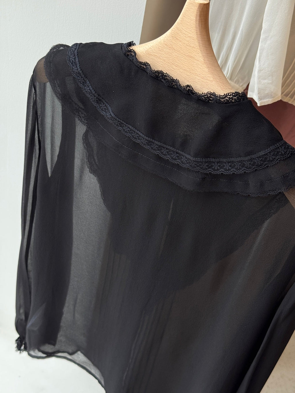 CHLOE RUFFLED LACE-TRIMMED COLLAR SILK-CHIFFON BLOUSE IN BLACK