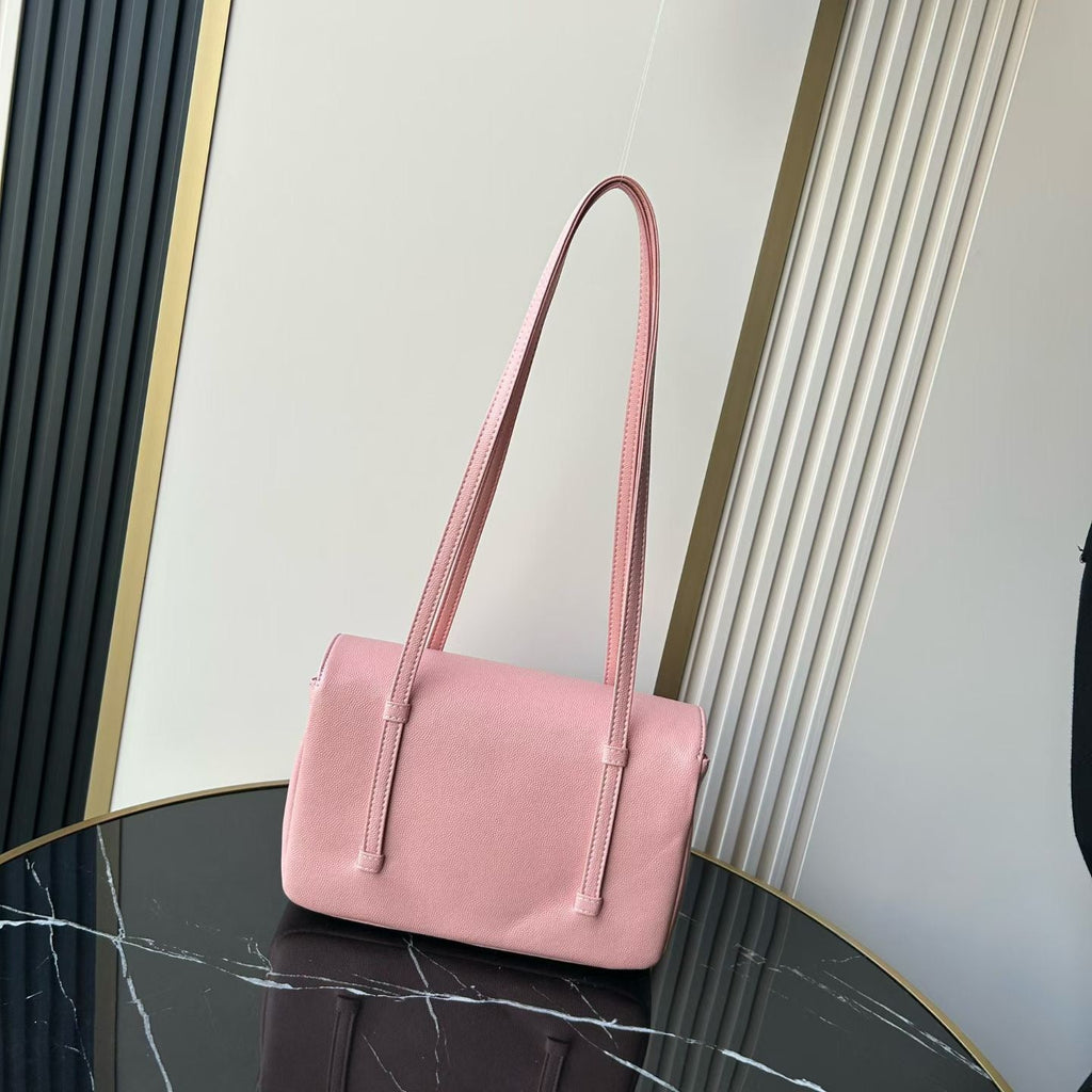 CHANEL SMALL FLAP BAG 22 IN PINK GRAINED CALFSKIN GOLD HARDWARE
