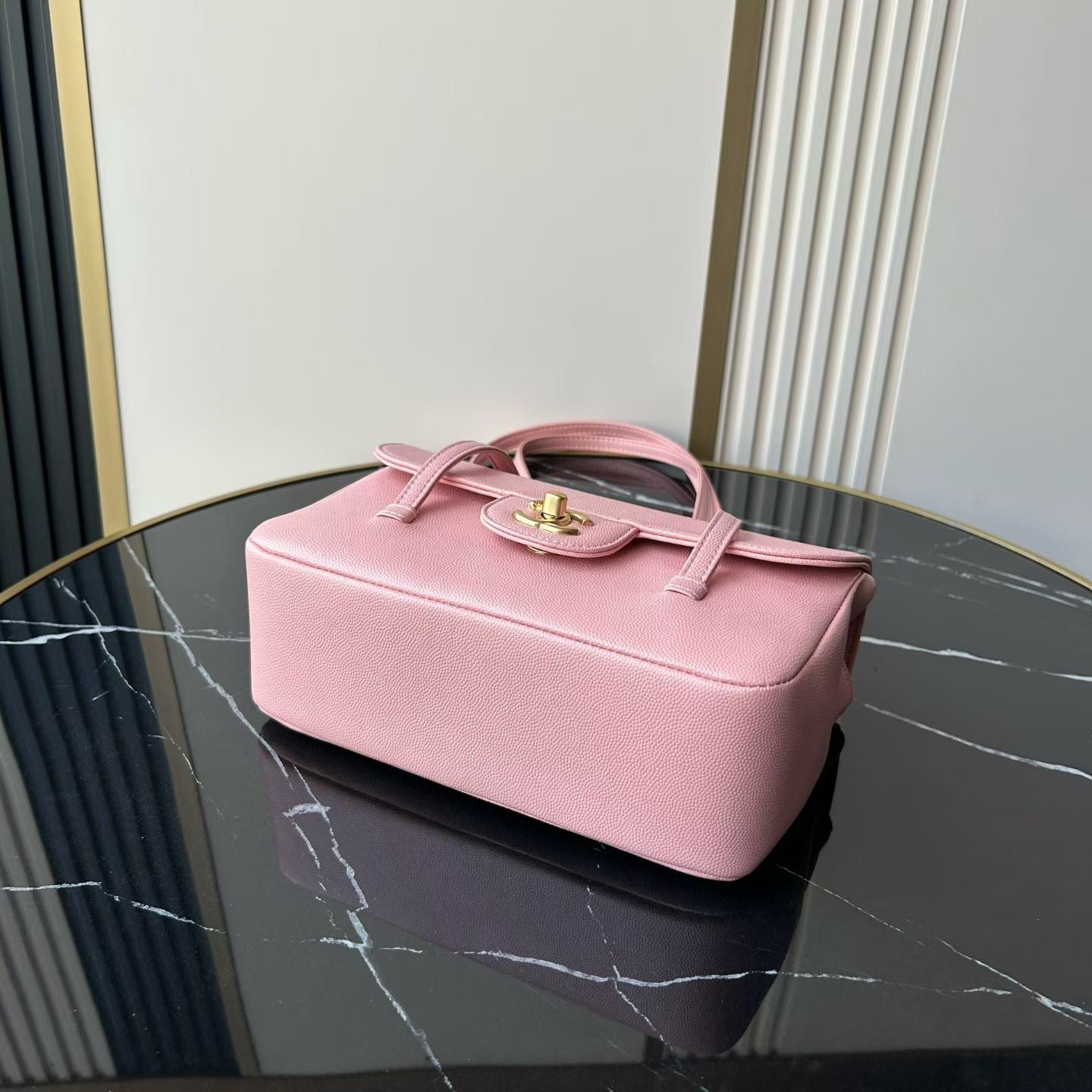CHANEL SMALL FLAP BAG 22 IN PINK GRAINED CALFSKIN GOLD HARDWARE