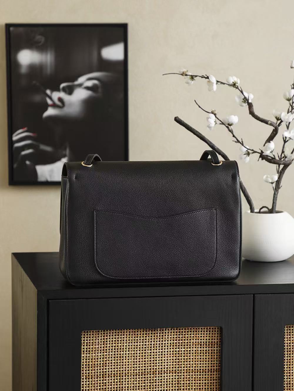 CHANEL MAXI FLAP BAG 33 IN BLACK GRAINED CALFSKIN